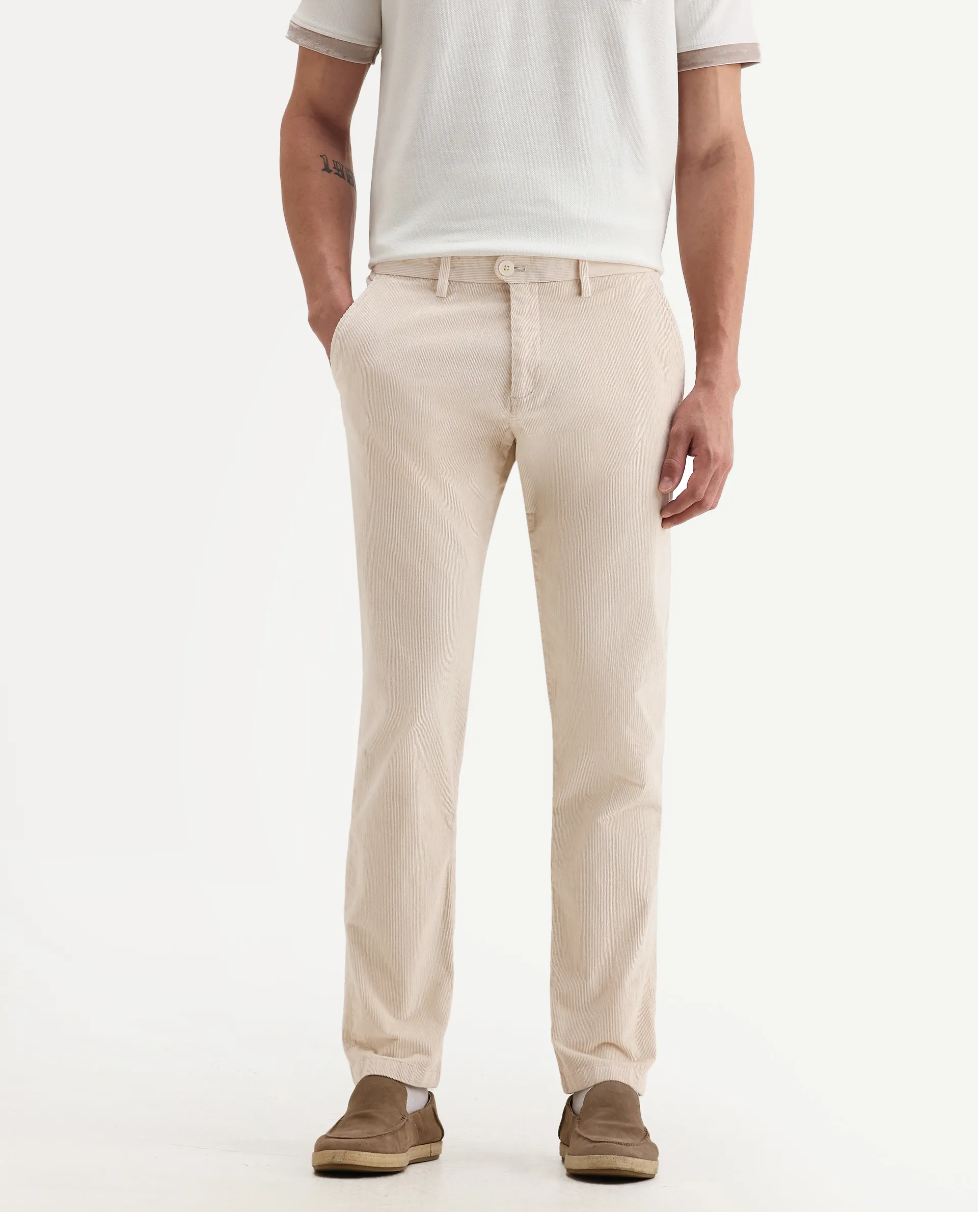 Rare Rabbit Men's Upton Off White Cotton Plain Regular Fit Trouser - Image 2