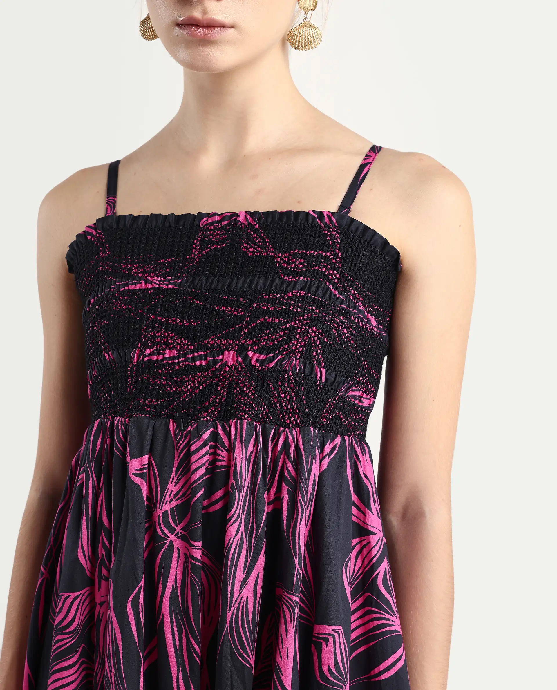 Rareism Women's Utjola Black Cotton Tube Neck Abstract Print Sleeveless Midi Fit And Flare Dress - Image 4
