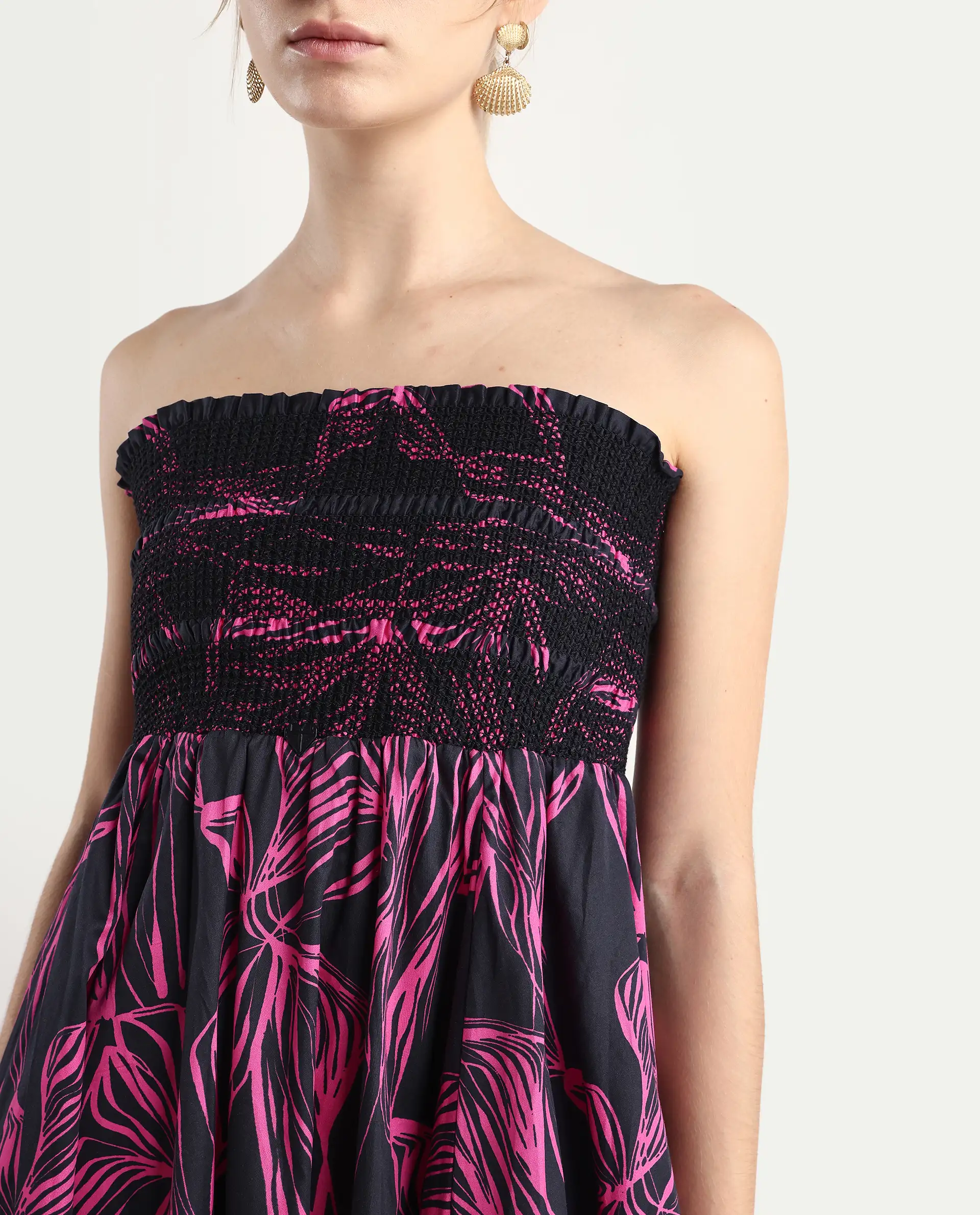 Rareism Women's Utjola Black Cotton Tube Neck Abstract Print Sleeveless Midi Fit And Flare Dress - Image 5