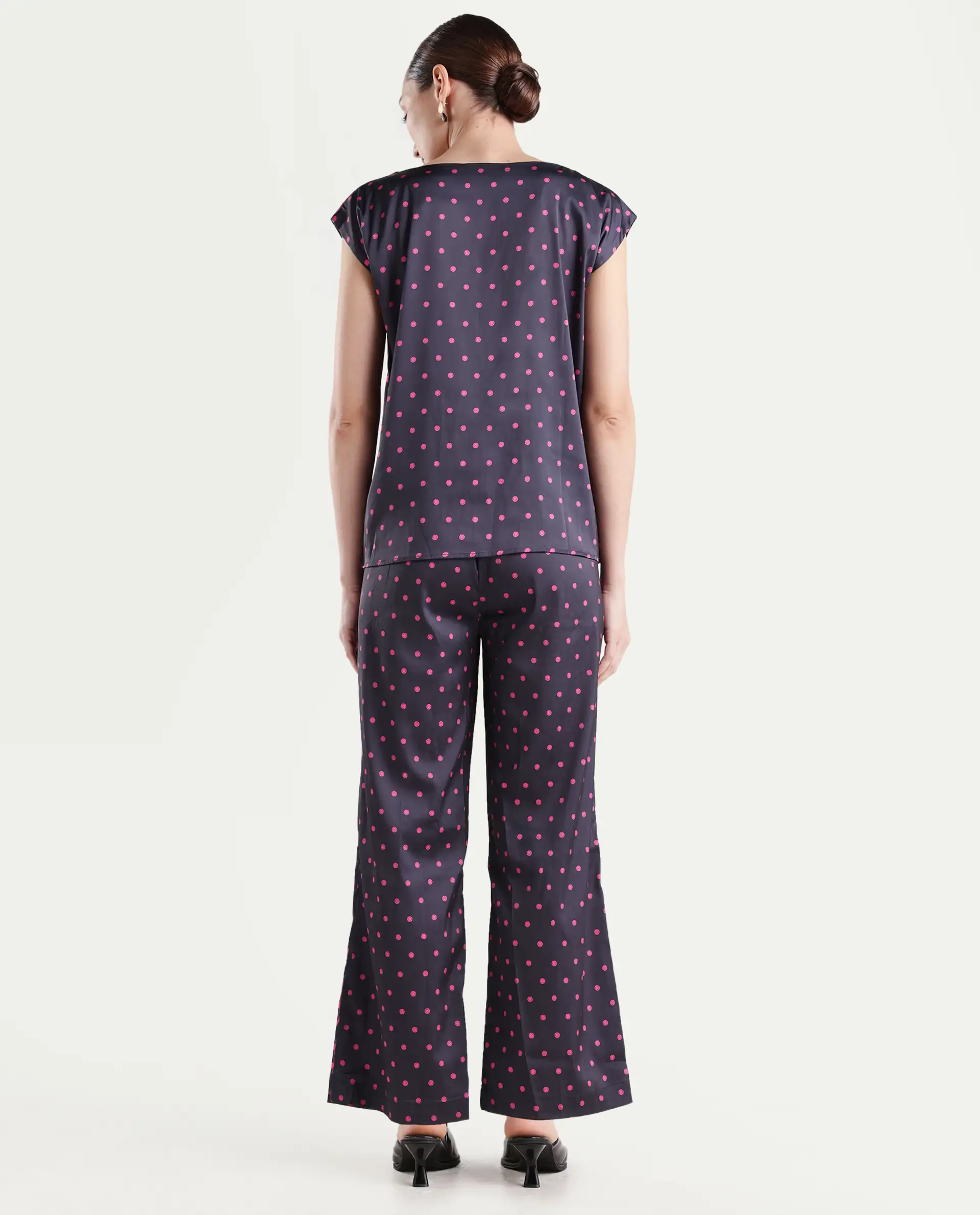 Rareism Women's Utkco B Dark Grey Polyester Polka Print Ankle Length Straight Fit Trouser - Image 7