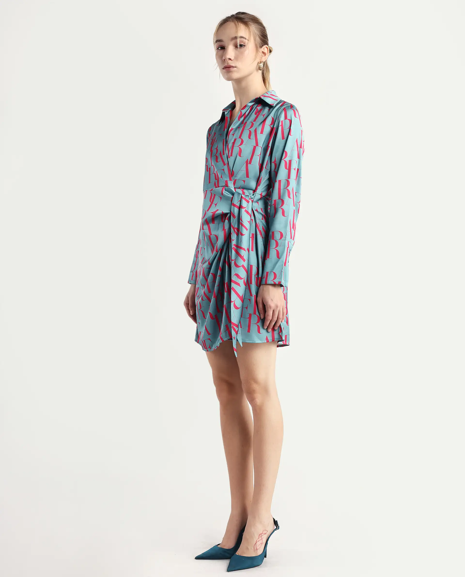Rareism Women's Utklala Green Polyester Overlap Neck Monogram Print Cuffed Sleeve Mini Wrap Dress - Image 5