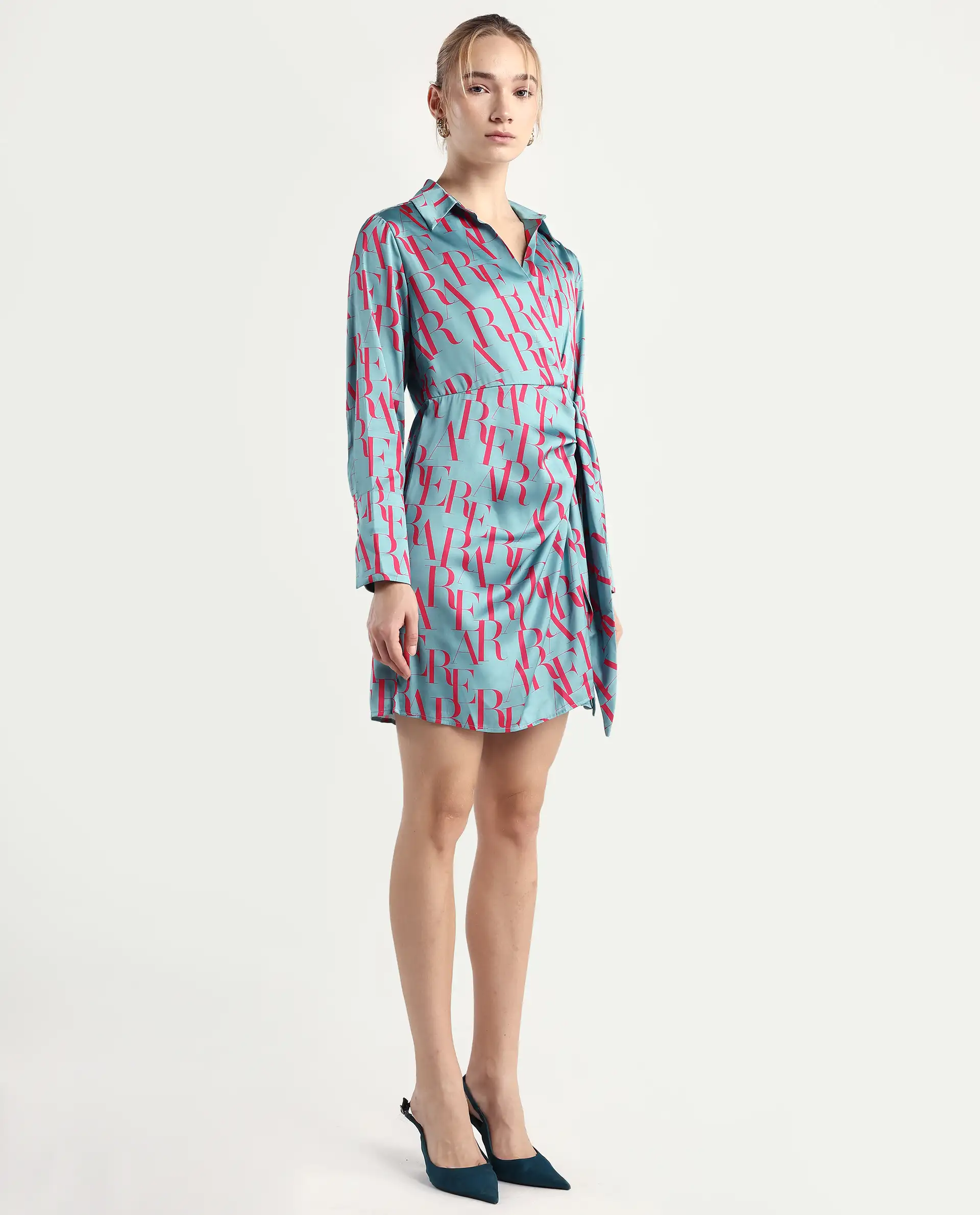 Rareism Women's Utklala Green Polyester Overlap Neck Monogram Print Cuffed Sleeve Mini Wrap Dress - Image 6