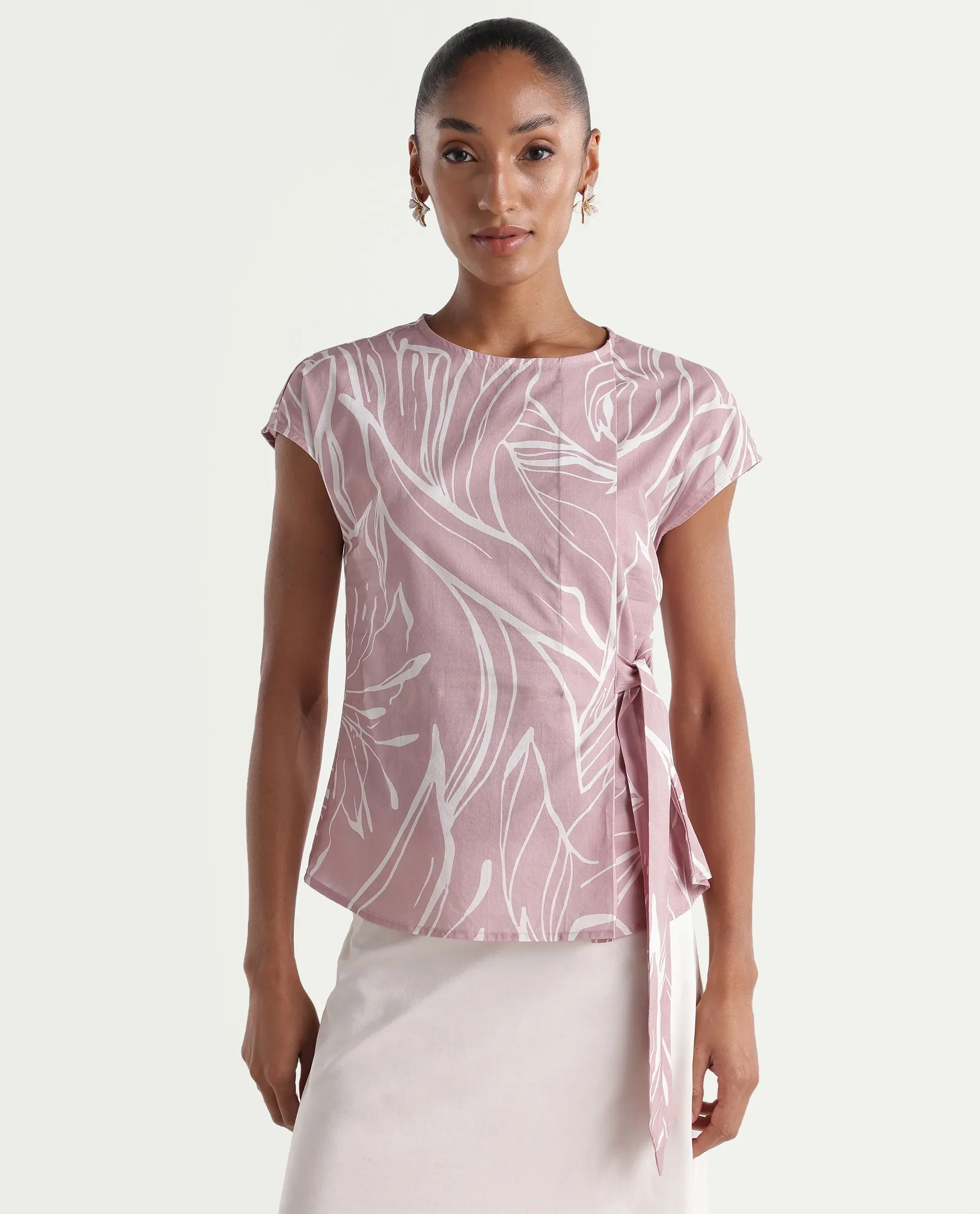 Rareism Women's Vabno Pink Cotton Crew Neck Regular Floral Print Top - Image 3