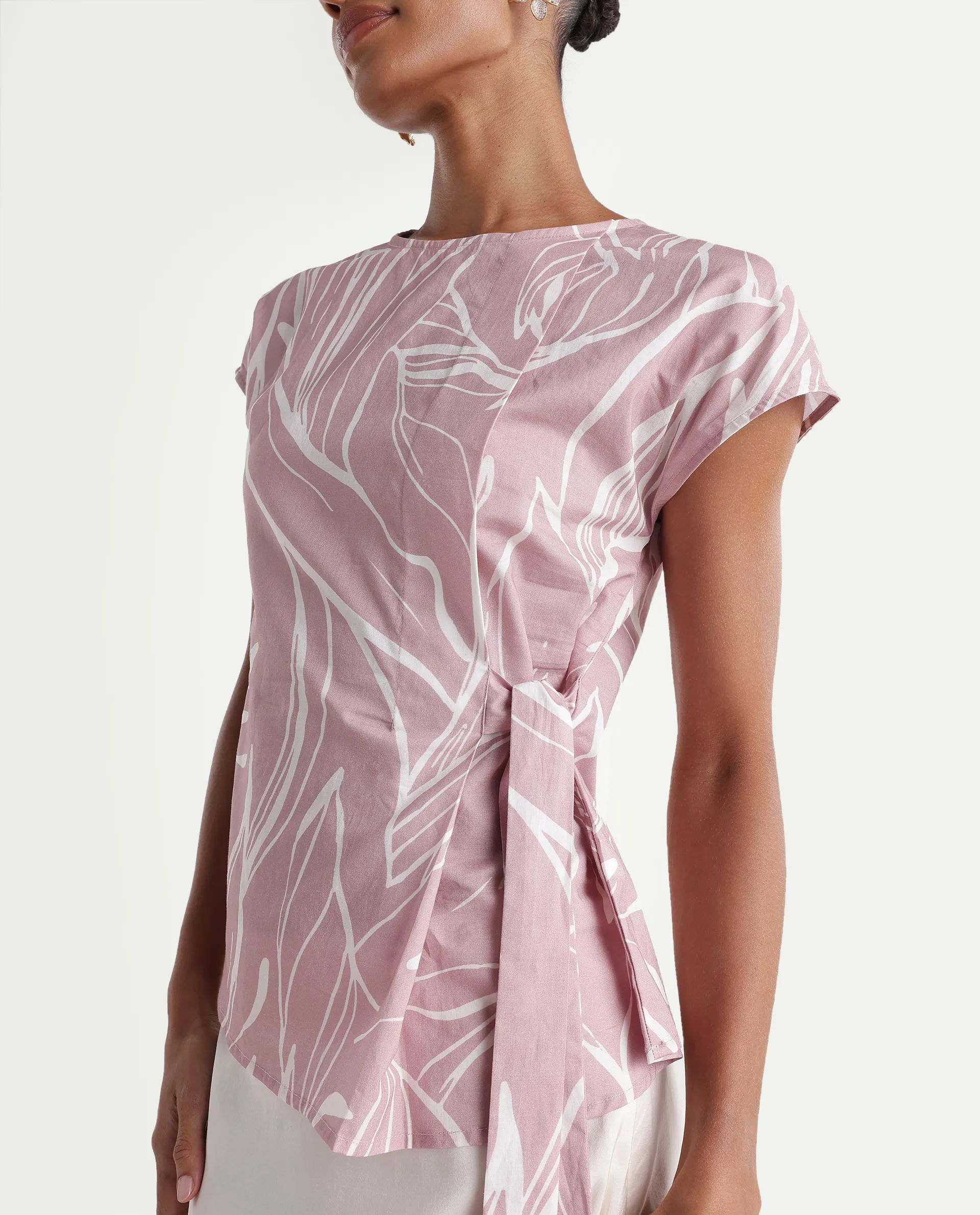 Rareism Women's Vabno Pink Cotton Crew Neck Regular Floral Print Top - Image 4