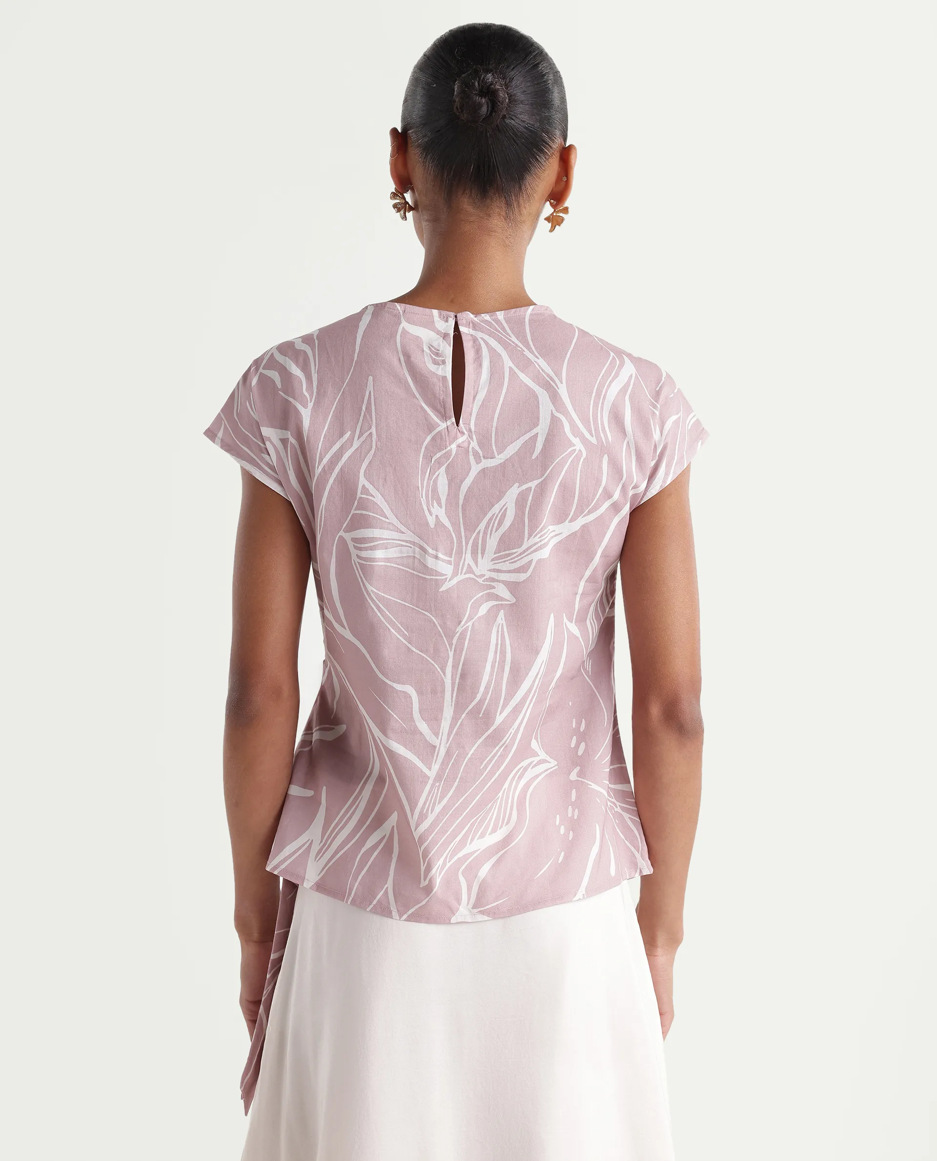 Rareism Women's Vabno Pink Cotton Crew Neck Regular Floral Print Top - Image 7