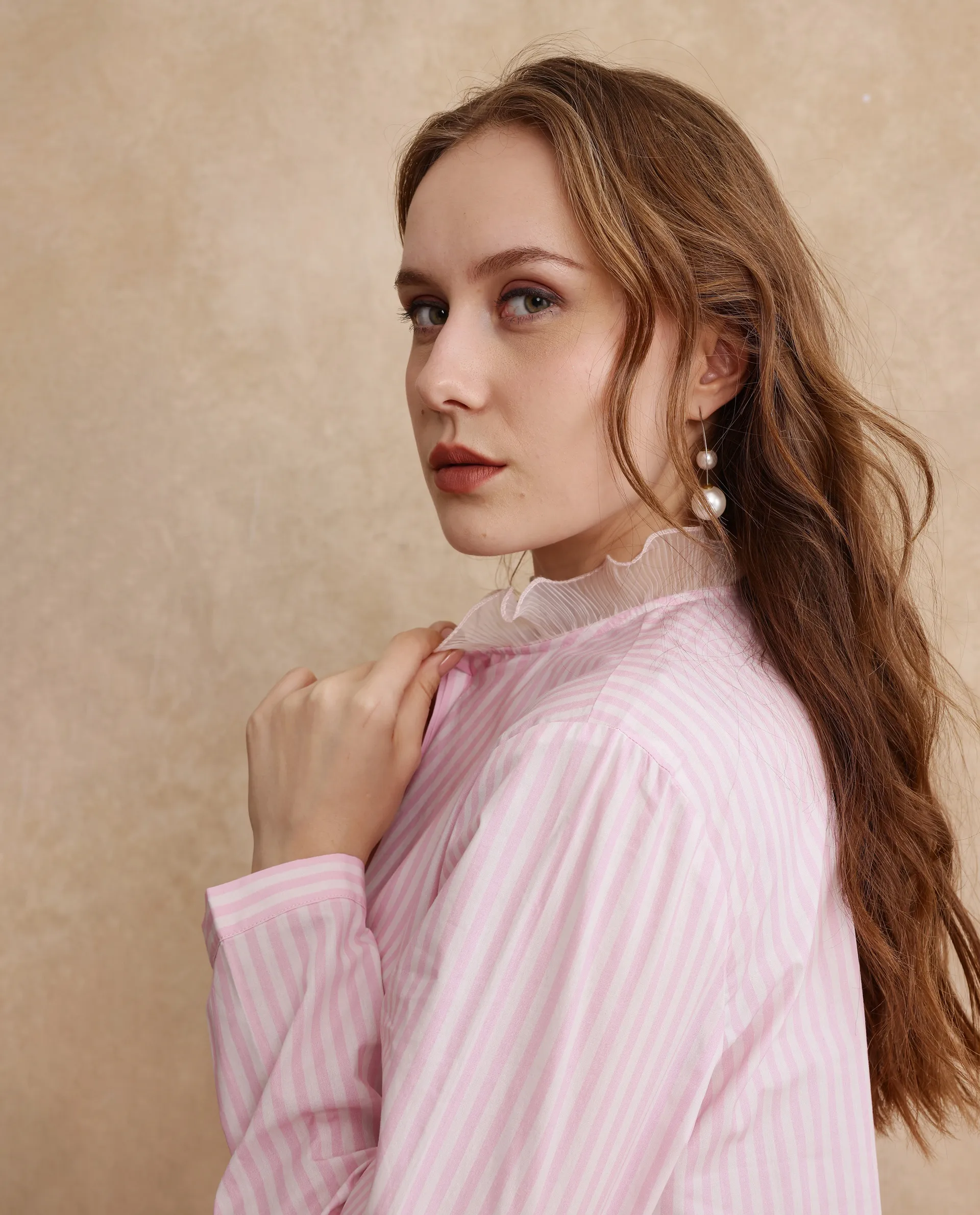 Rareism Women's Valencienne Light Pink Cotton Sweetheart Neck Striped Cuffed Sleeve Regular Fit Shirt - Image 3