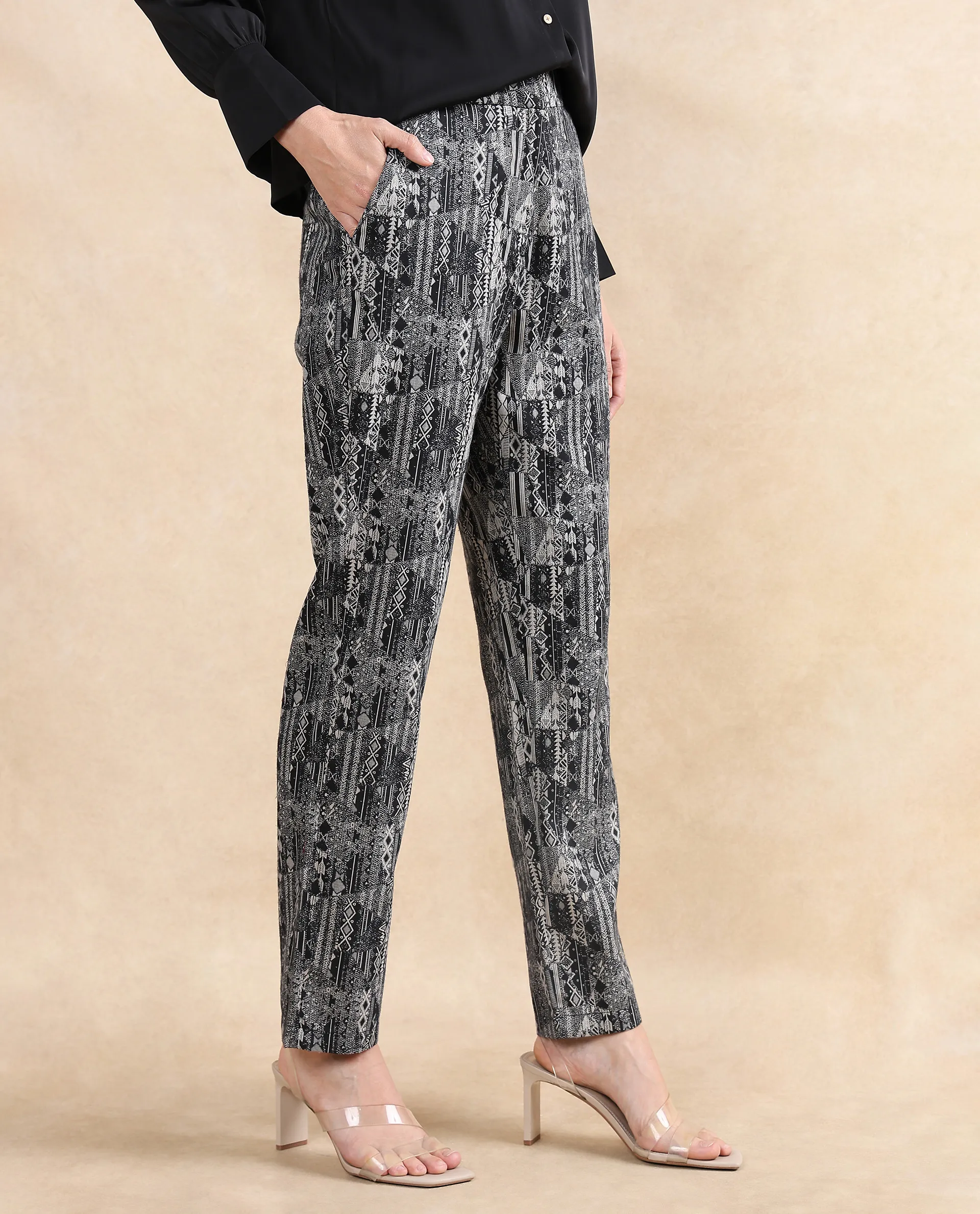 Rareism Women's Valie B Black Polyester Blend Jacquard Ankle Length Straight Fit Trouser - Image 4
