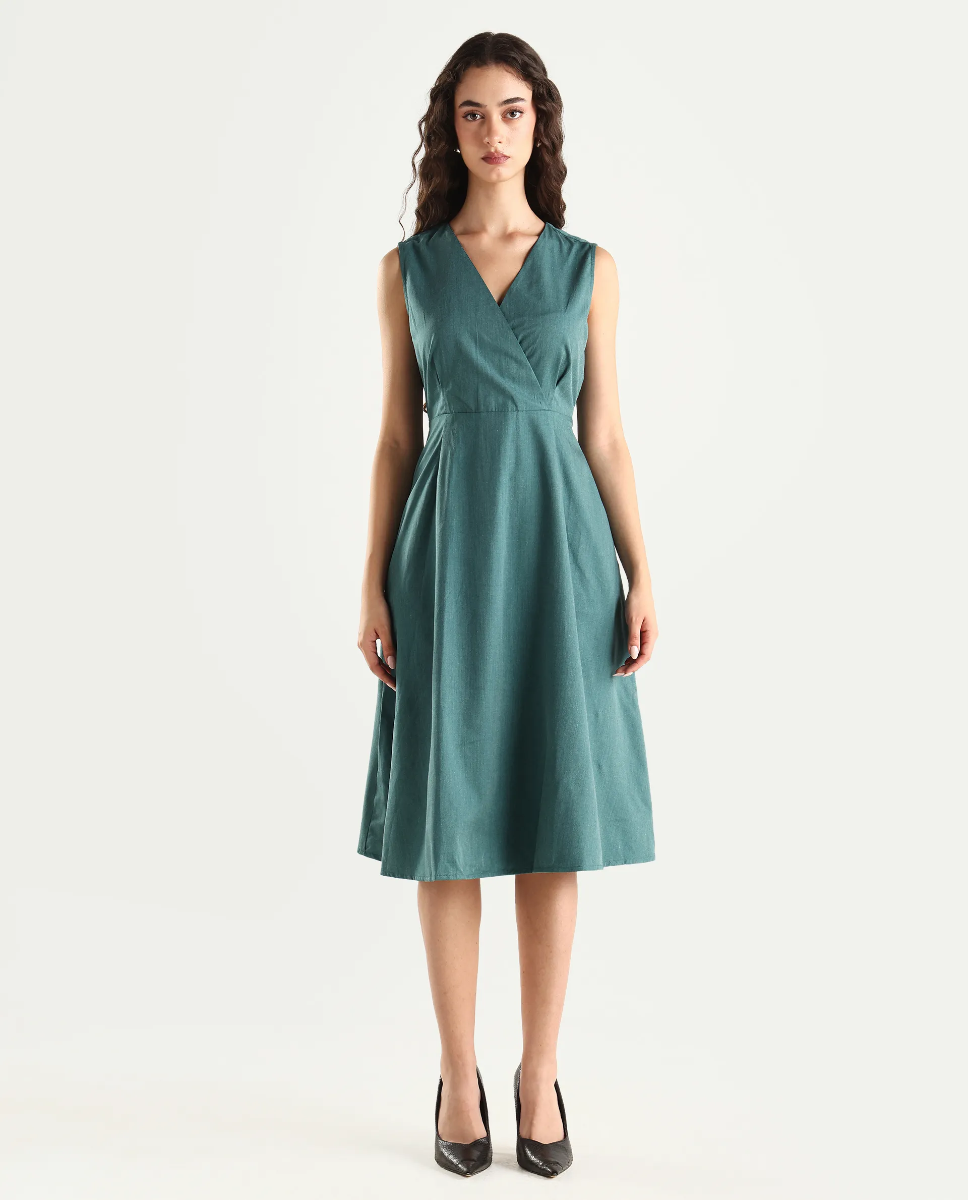 Rareism Women's Valmode Green Polyester Blend Overlap Neck Plain Sleeveless Midi Fit And Flare Dress - Image 2