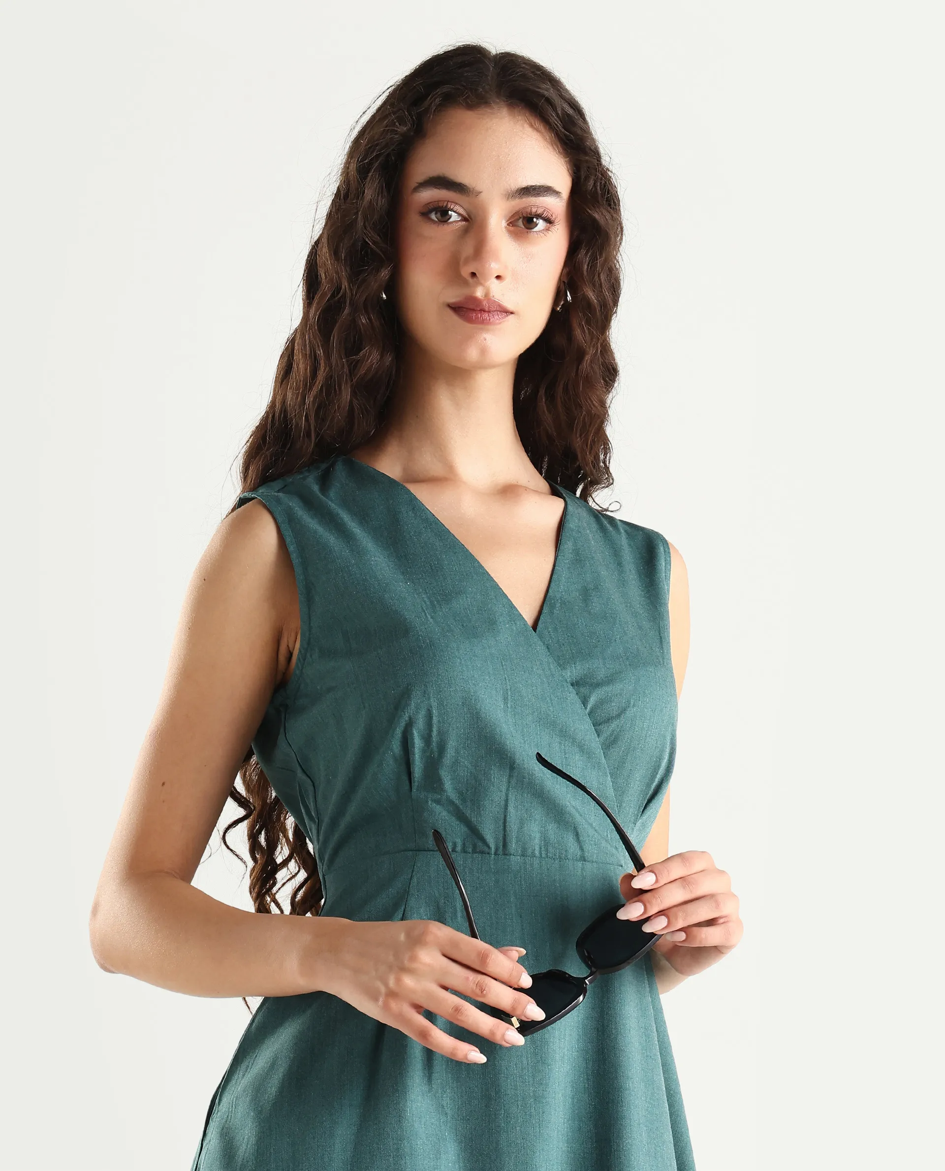 Rareism Women's Valmode Green Polyester Blend Overlap Neck Plain Sleeveless Midi Fit And Flare Dress - Image 3
