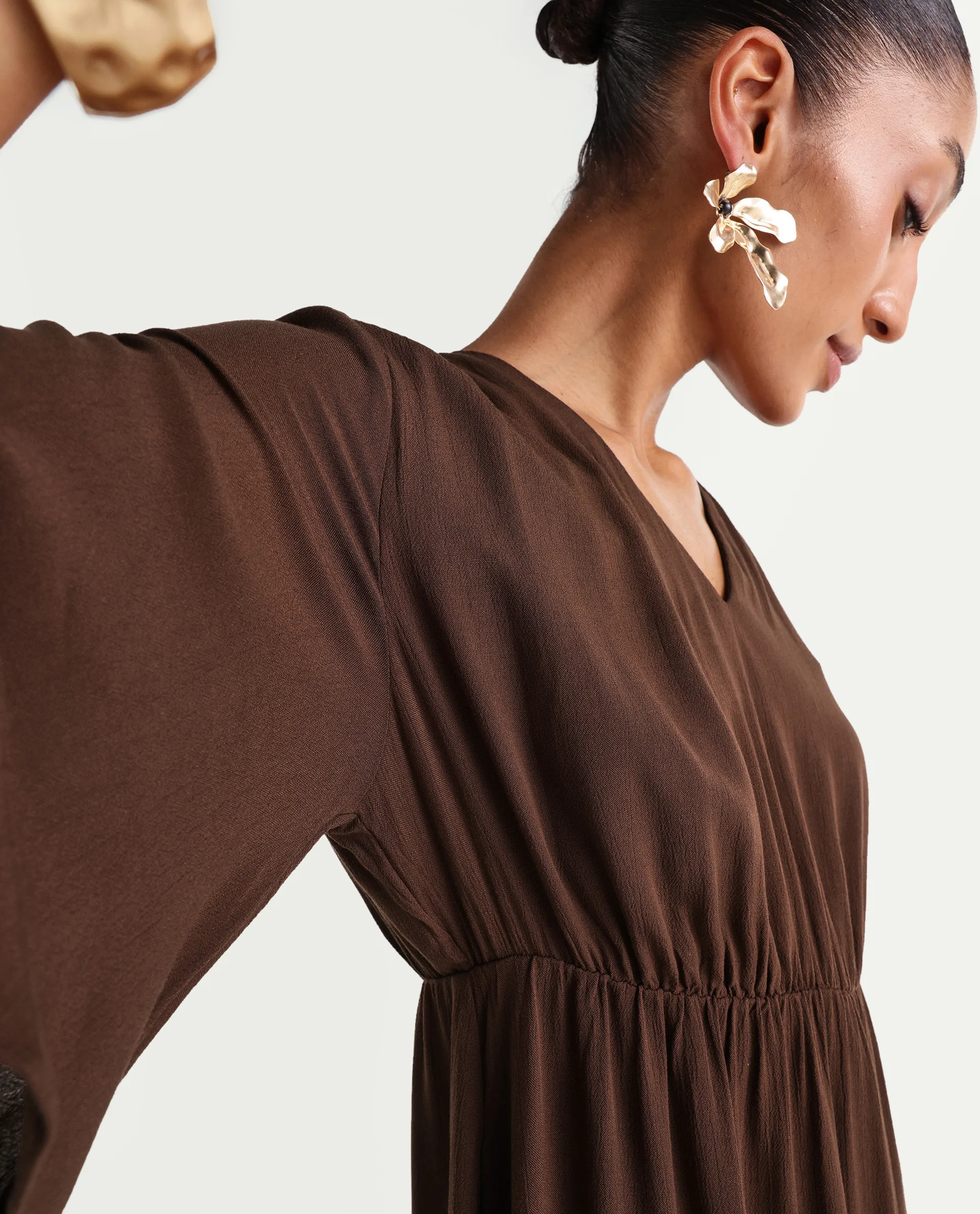 Rareism Women's Valor Brown Viscose V-Neck Flared Plain Dress - Image 4