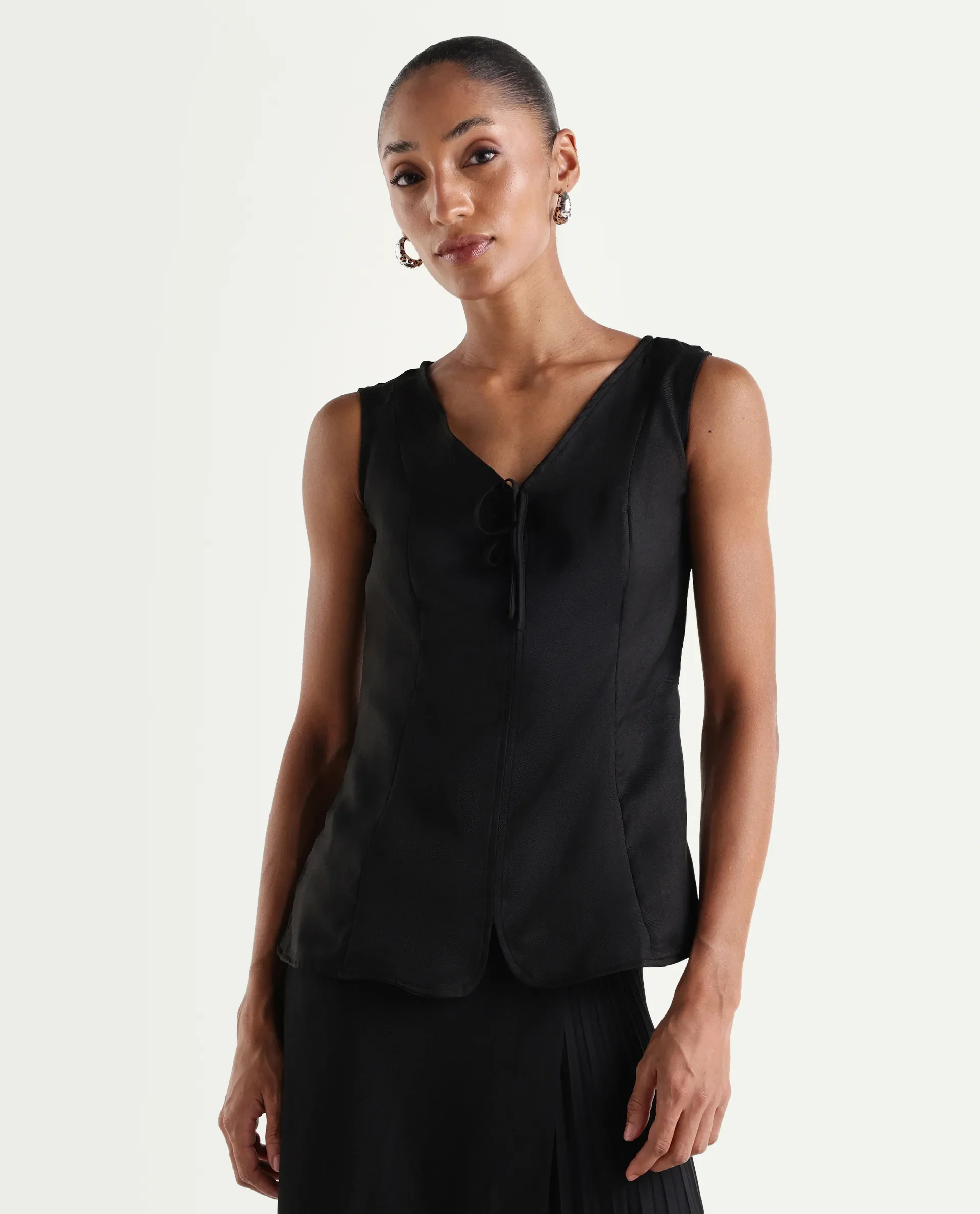 Rareism Women's Valton Black Polyester Sleeveless Regular Fit Plain Top - Image 3