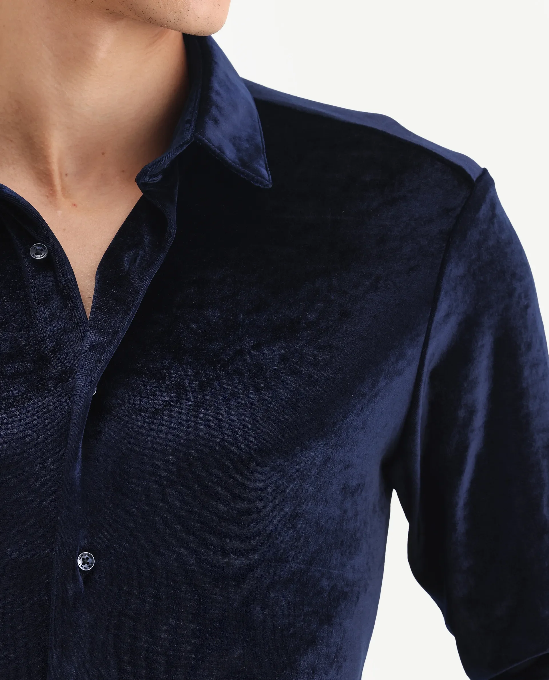 Rare Rabbit Men's Valve Navy Velvet Plain Regular Fit Full Sleeve Collared Shirt - Image 3