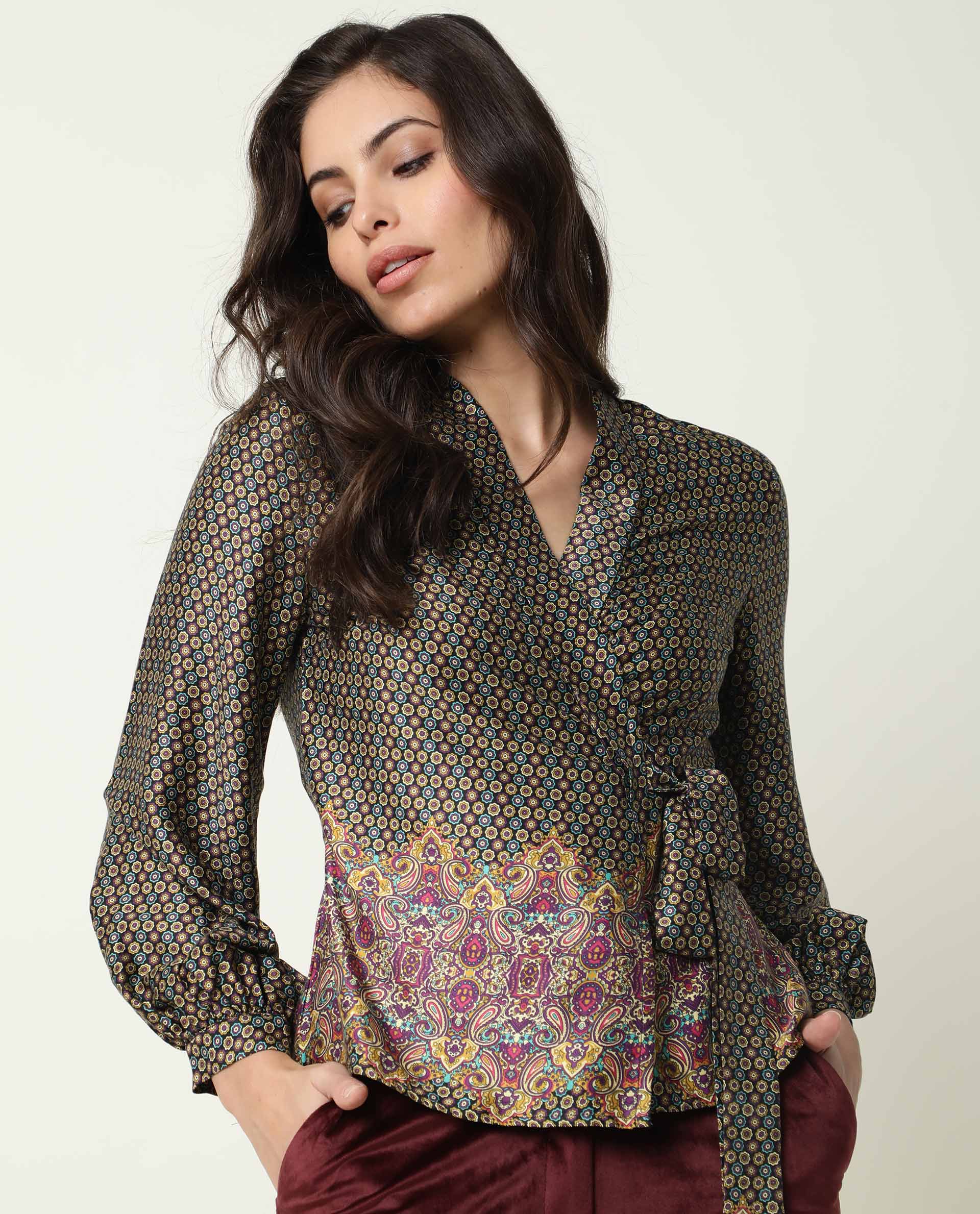 Rareism Women's Vamsi Black Modal Blend V-Neck Abstract Print Puff Sleeves Flared Top - Image 4