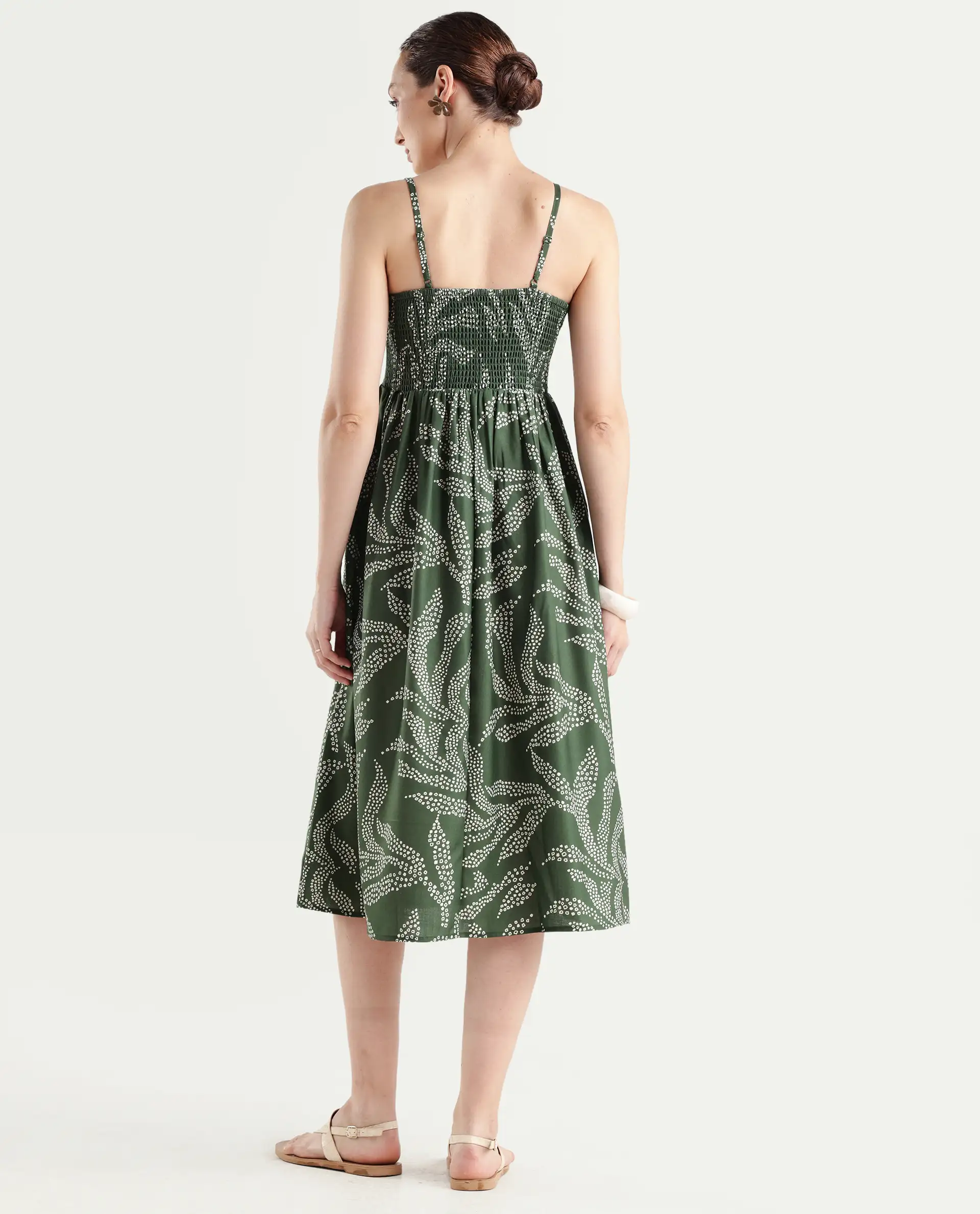 Rareism Women's Vanik Olive Polyester Sleeveless Fit And Flare Abstract Print Dress - Image 7