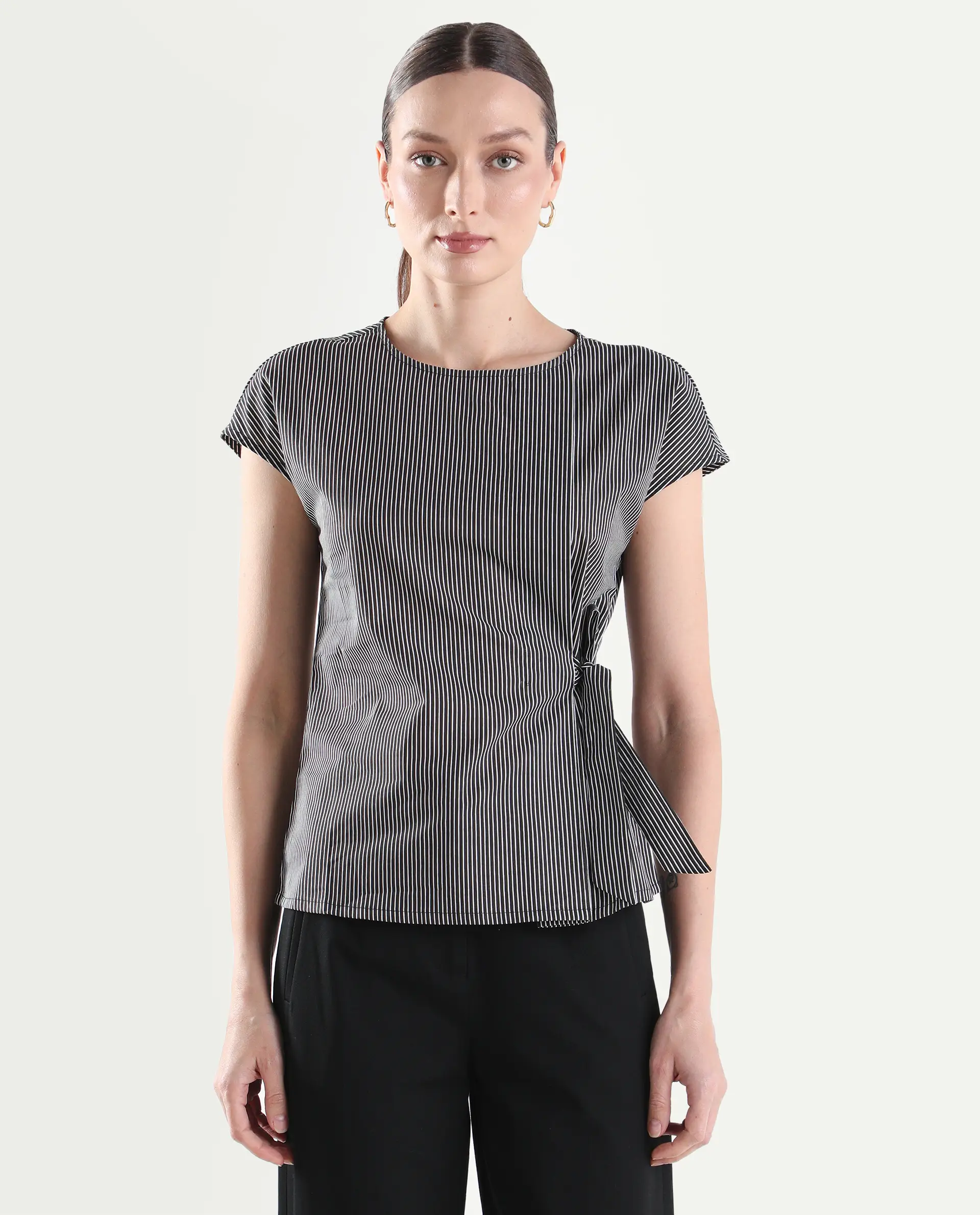 Rareism Women's Varno Black Cotton Half Sleeve Regular Fit Printed Top - Image 3
