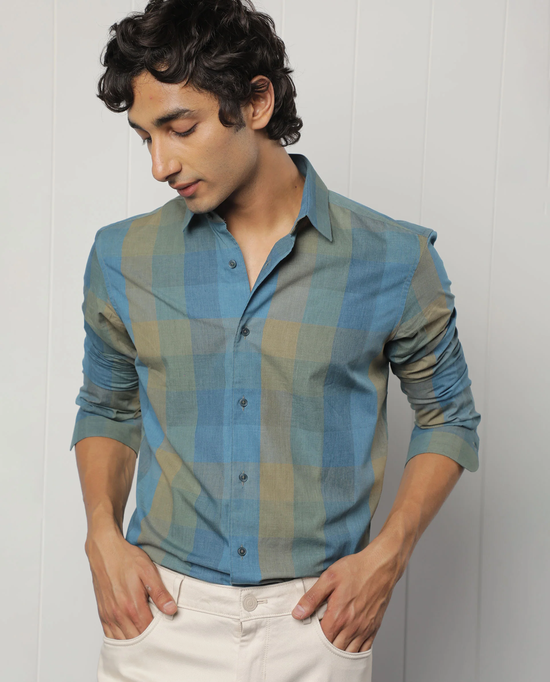Rare Rabbit Men's Vasco Blue Regular Fit Full Sleeve Spread Collar Shirt