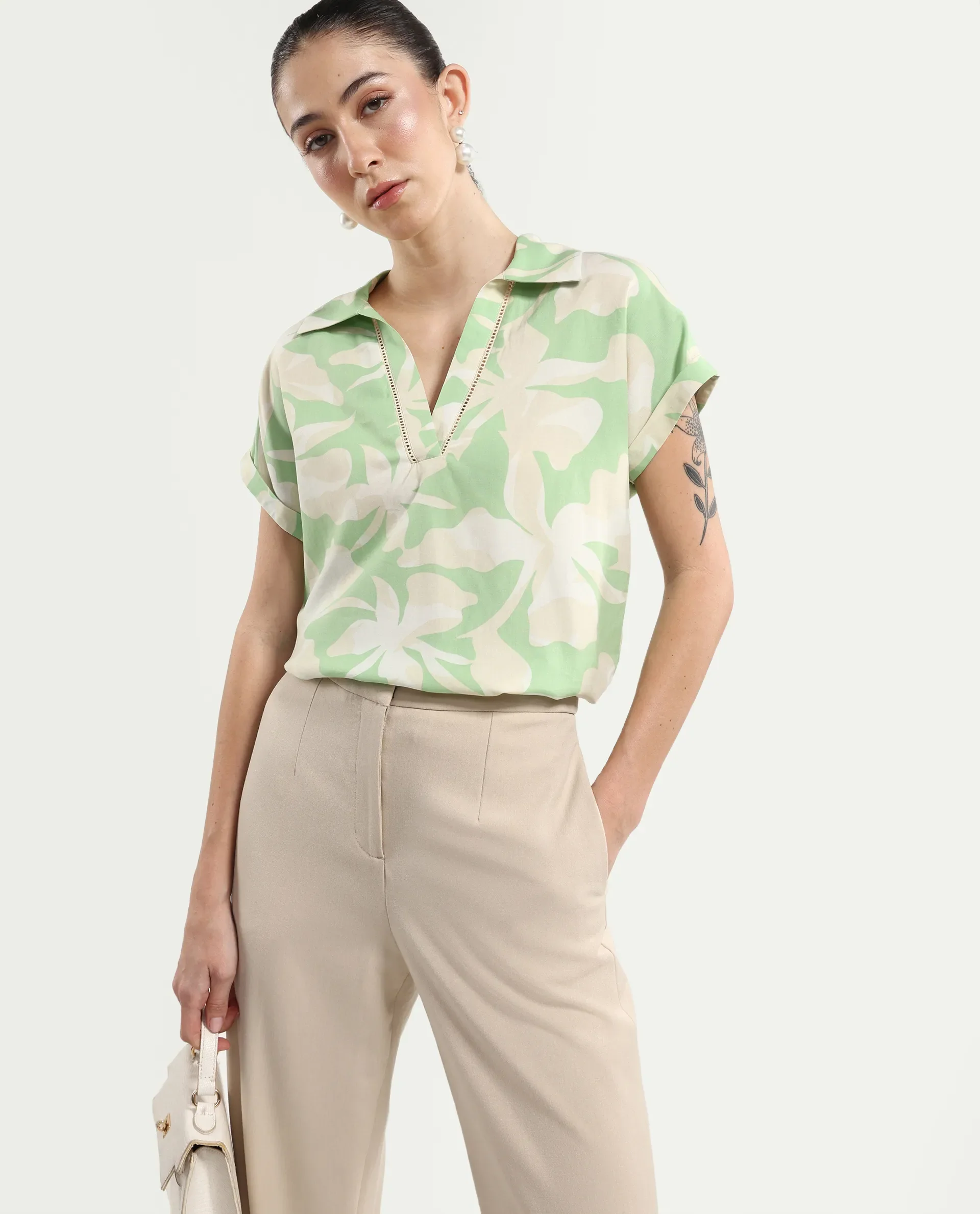 Rareism Women's Vasin-T Light Green Viscose Johnny Collar Boxy Abstract Print Top