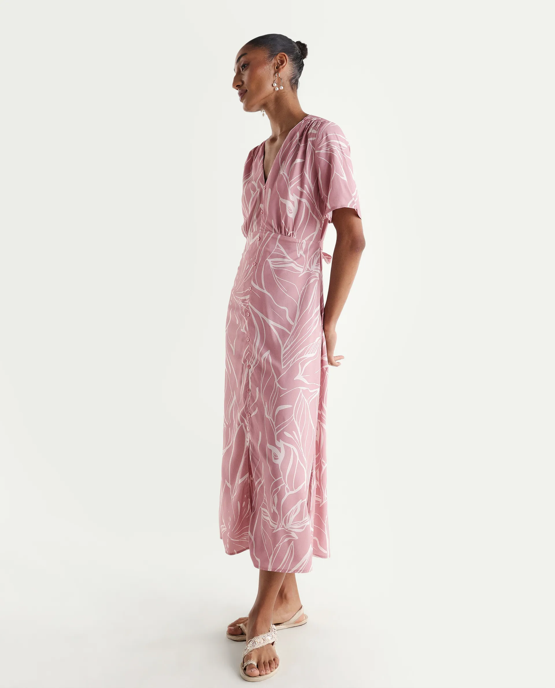 Rareism Women's Vatah Pink Viscose V-Neck A-Line Floral Print Dress