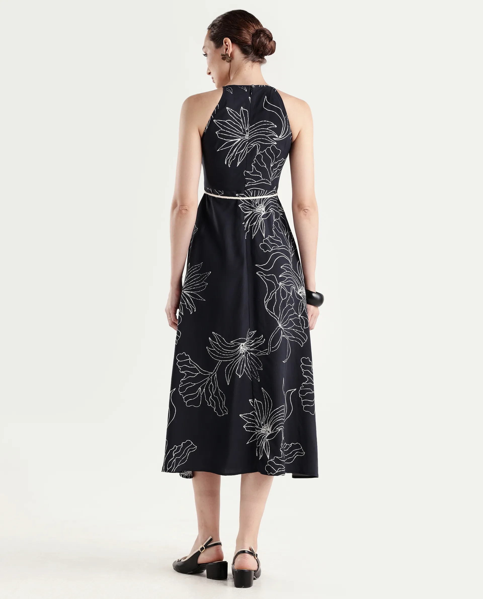 Rareism Women's Veana Black Viscose Sleeveless A-Line Floral Print Dress - Image 7