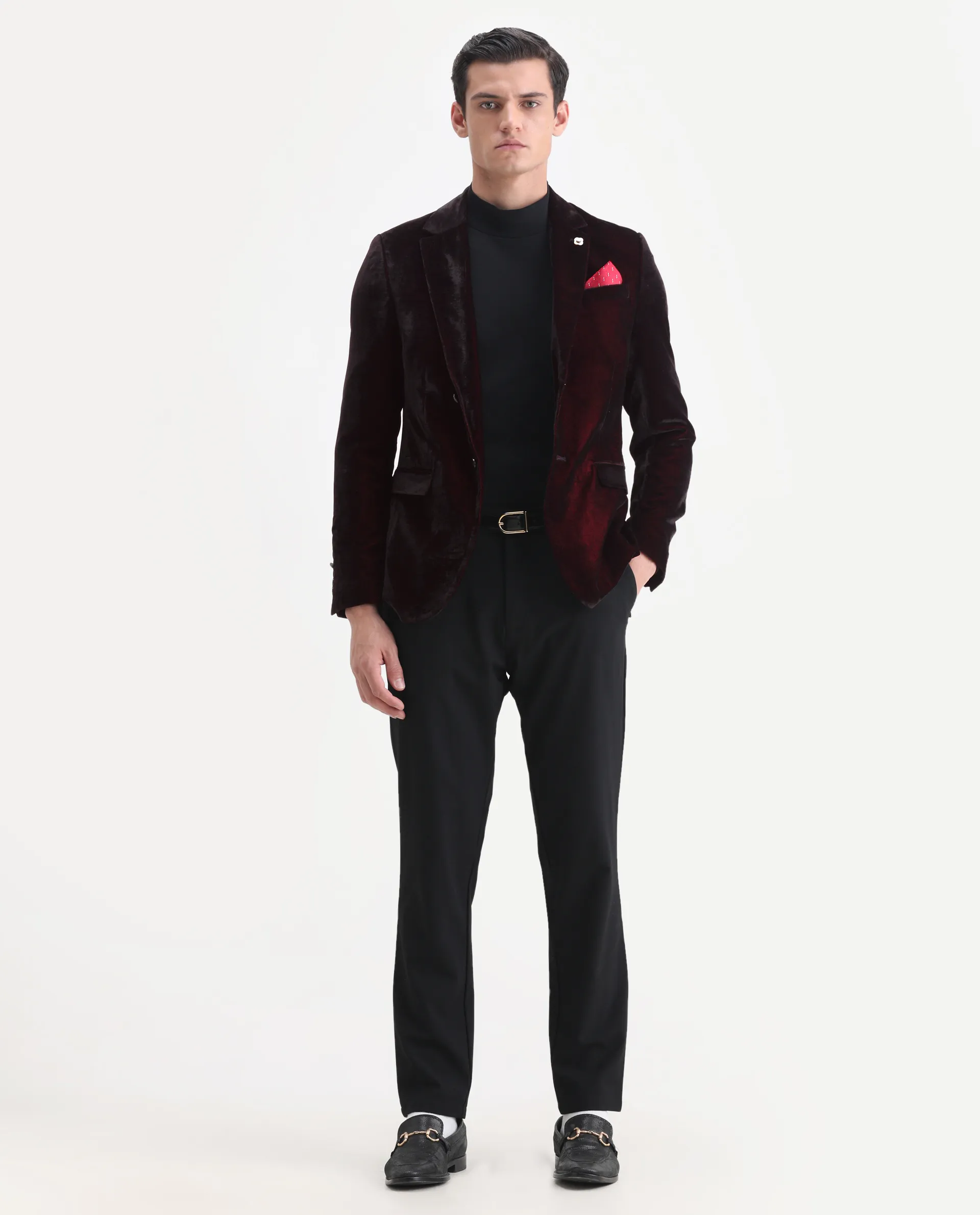 Rare Rabbit Men's Velter Dark Maroon Velvet Plain Tailored Fit Full Sleeve Lapel Neck Blazer - Image 2