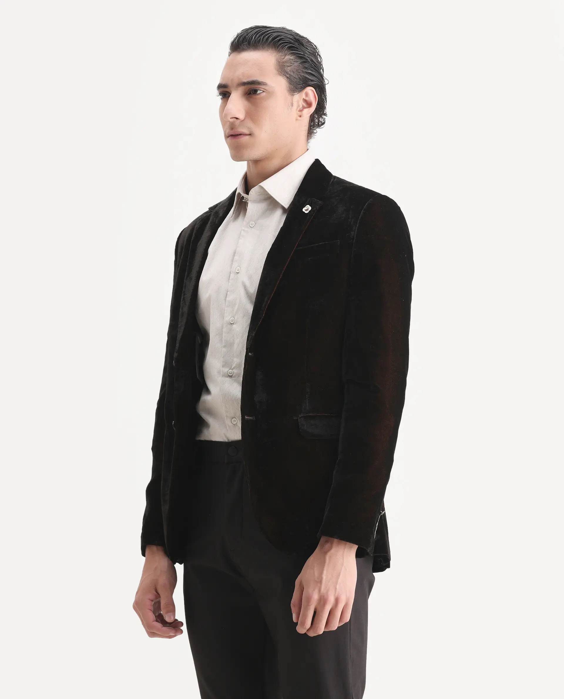 Rare Rabbit Men's Velter Dark Mustard Velvet Plain Tailored Fit Full Sleeve Lapel Neck Blazer - Image 8