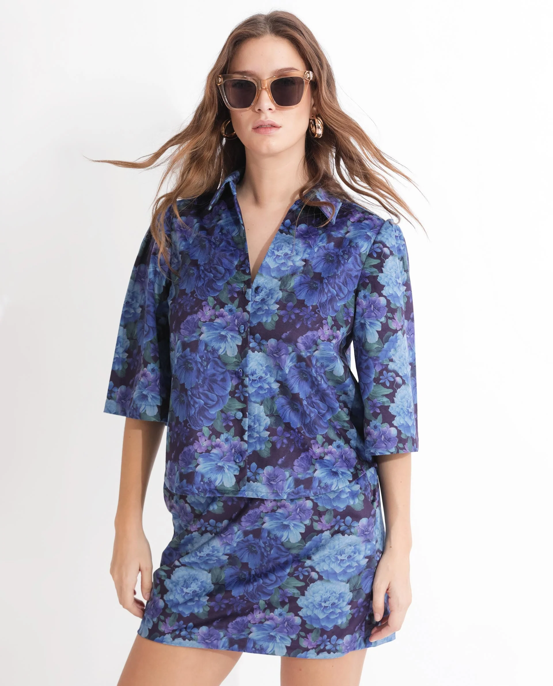 Rareism Women's Velto Black Velvet Spread Collar Floral Print Boxy Fit Top - Image 13
