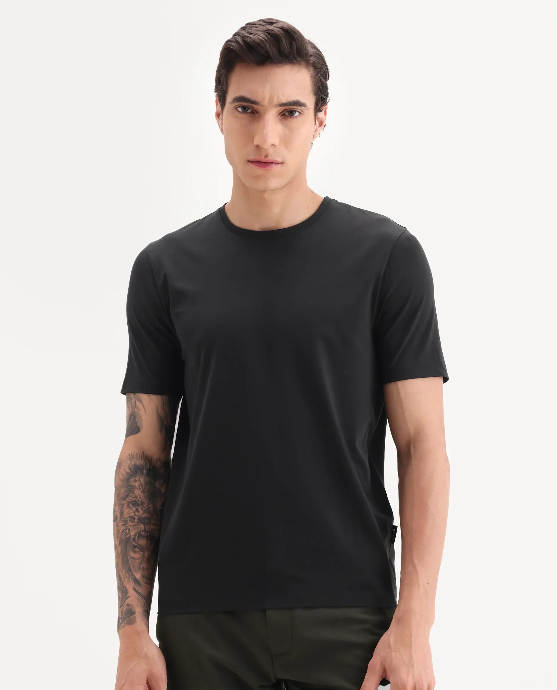 Rare Rabbit Men's Veltra Black Cotton Blend Plain Regular Fit Half Sleeve Crew Neck T-Shirt - Image 4