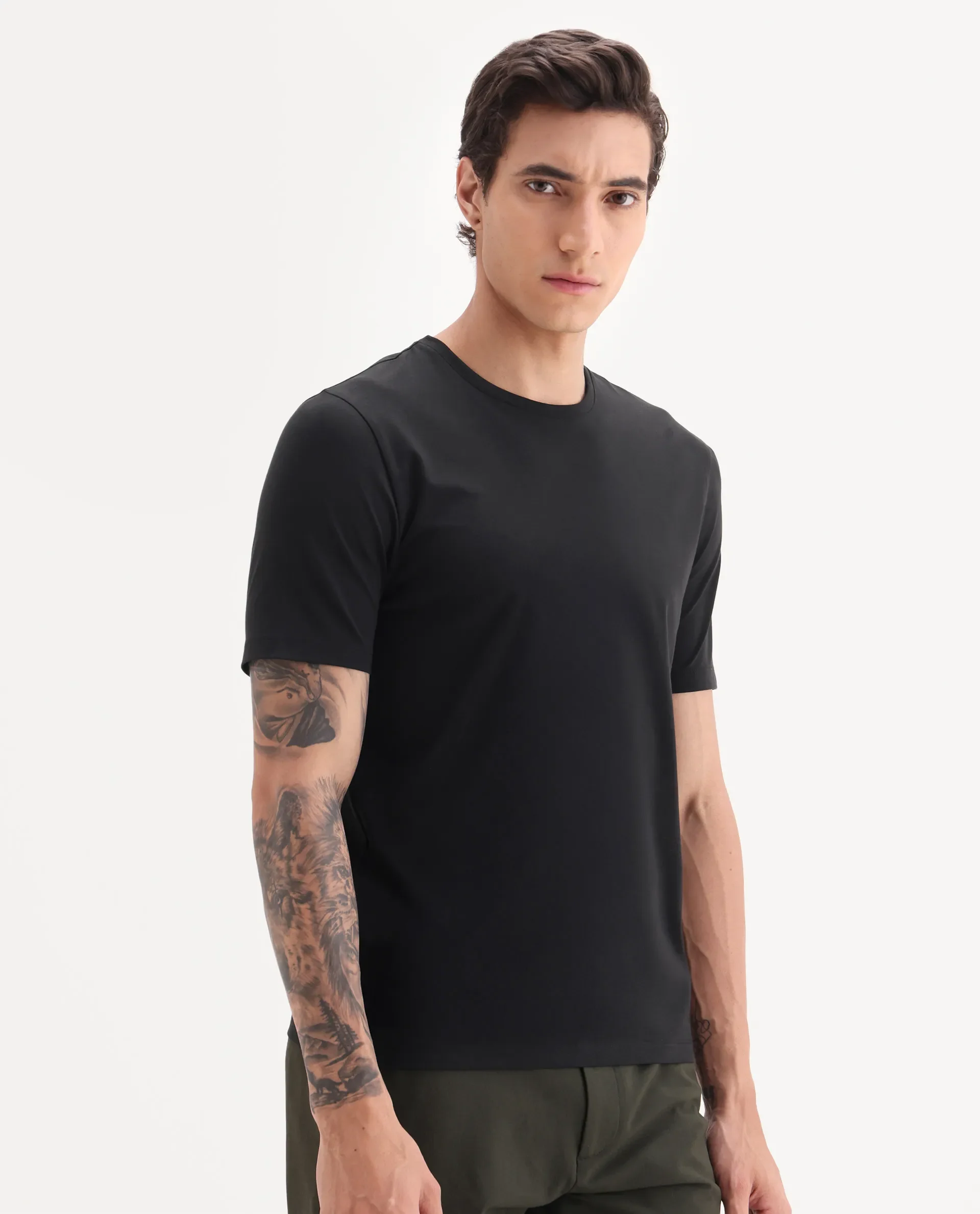 Rare Rabbit Men's Veltra Black Cotton Blend Plain Regular Fit Half Sleeve Crew Neck T-Shirt - Image 5