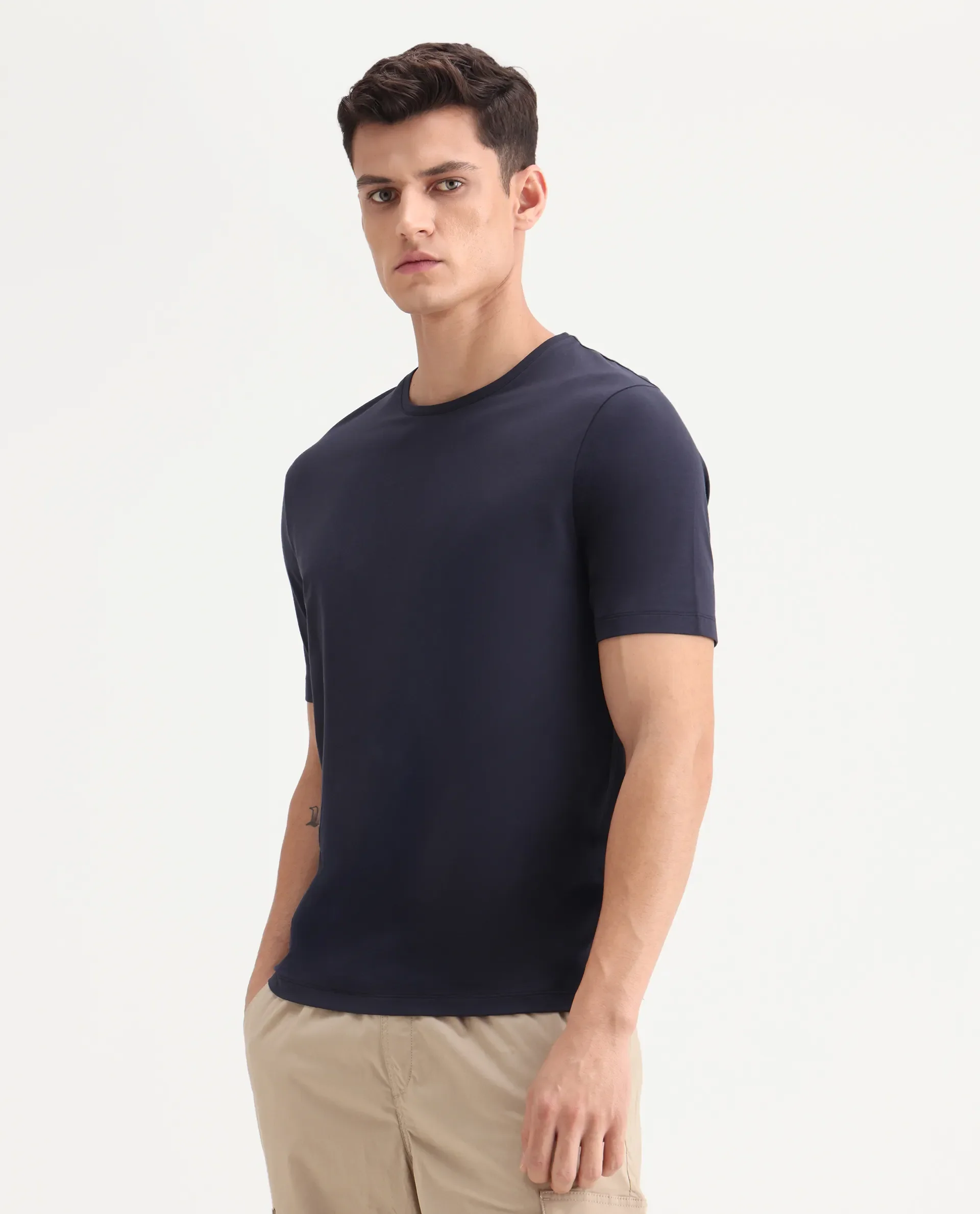 Rare Rabbit Men's Veltra Dark Navy Cotton Blend Plain Regular Fit Half Sleeve Crew Neck T-Shirt - Image 4