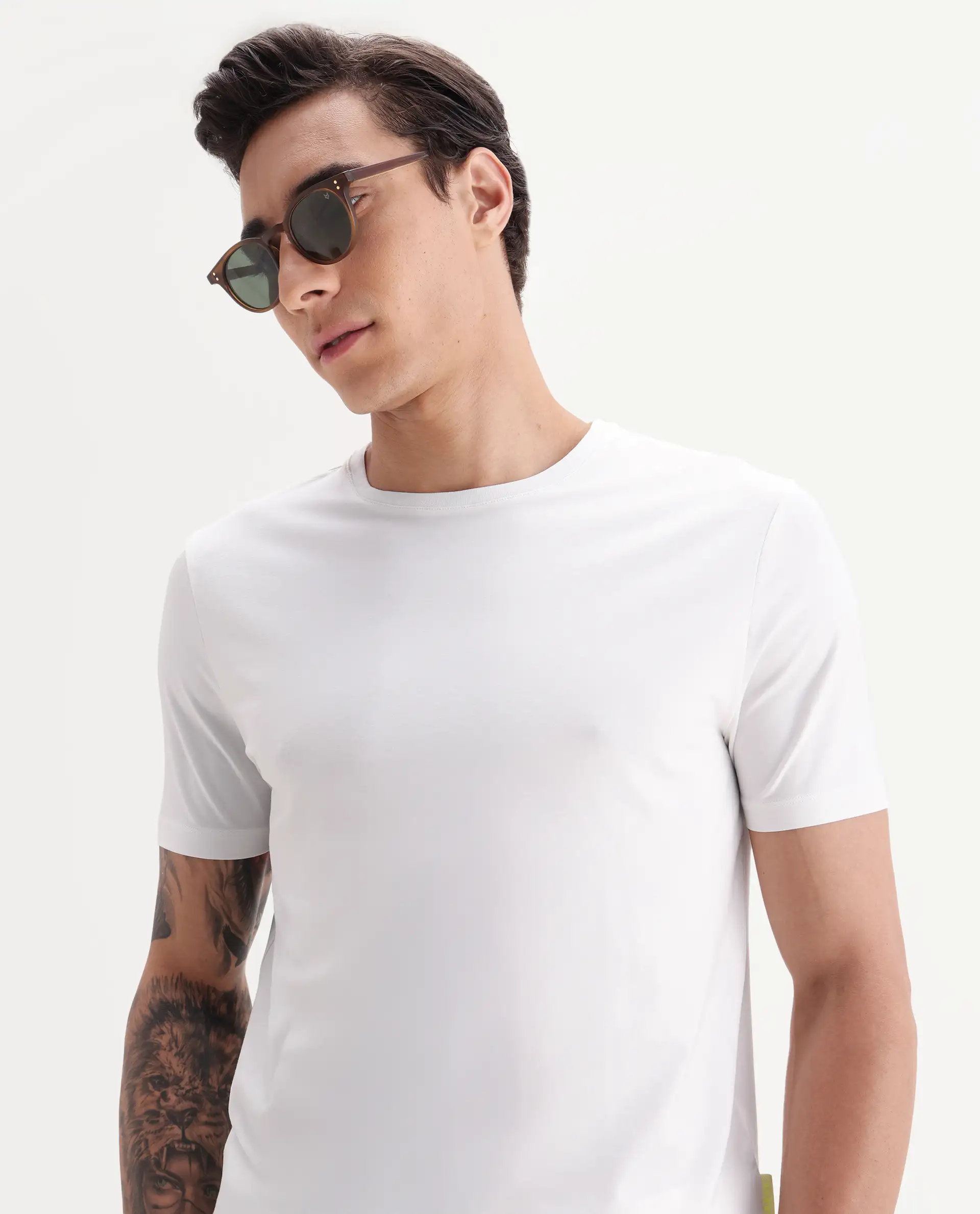 Rare Rabbit Men's Veltra Off White Cotton Blend Plain Regular Fit Half Sleeve Crew Neck T-Shirt - Image 4