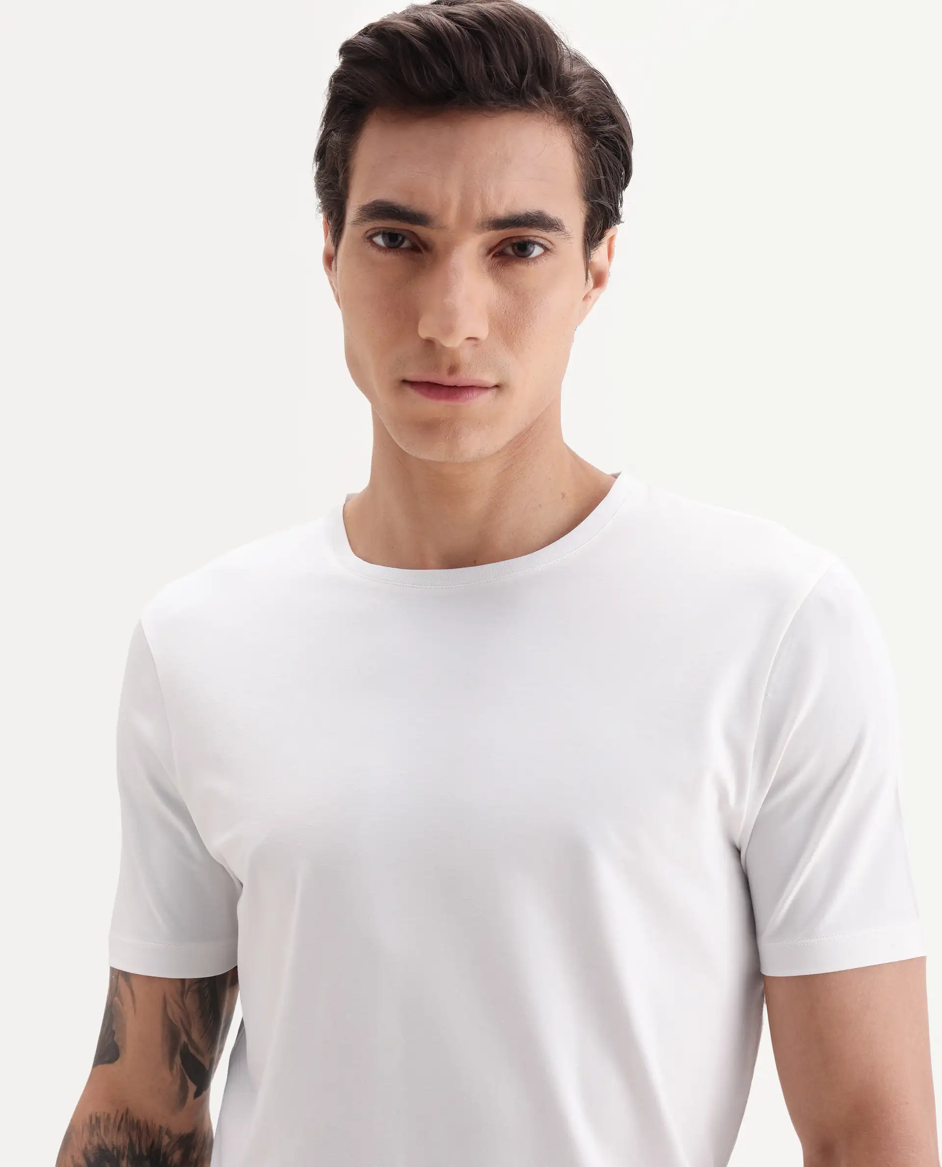 Rare Rabbit Men's Veltra Off White Cotton Blend Plain Regular Fit Half Sleeve Crew Neck T-Shirt - Image 7