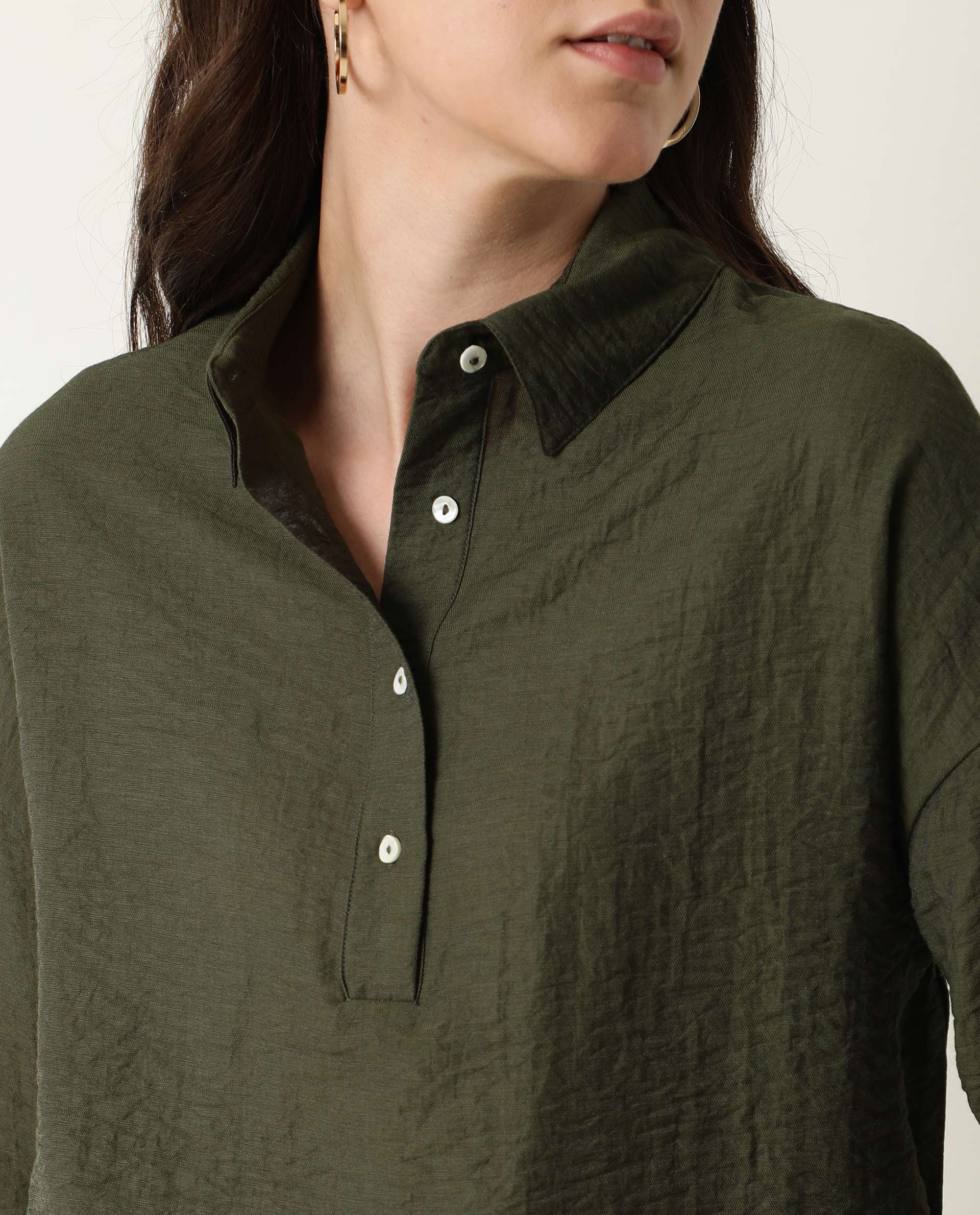 Rareism Women's Velyn Dark Green Polyester Spread Collar Textured Cuffed Sleeve Relaxed Fit Top - Image 2