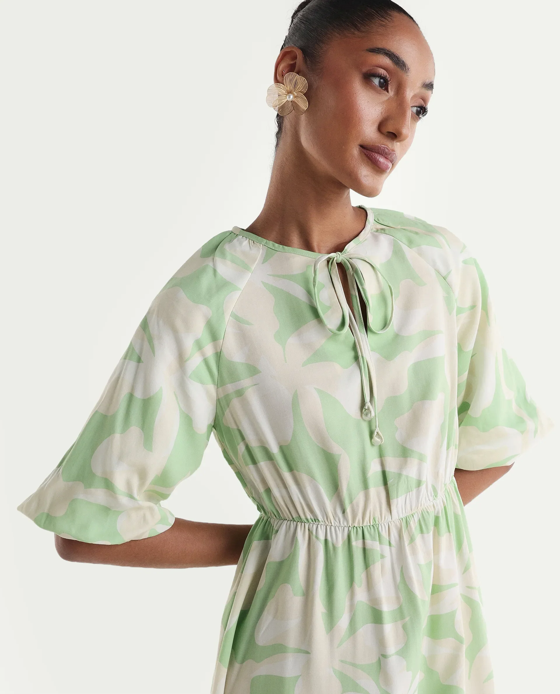 Rareism Women's Vemox Light Green Viscose Half Sleeve Tie-Up Neck Fit And Flare Abstract Print Dress - Image 3