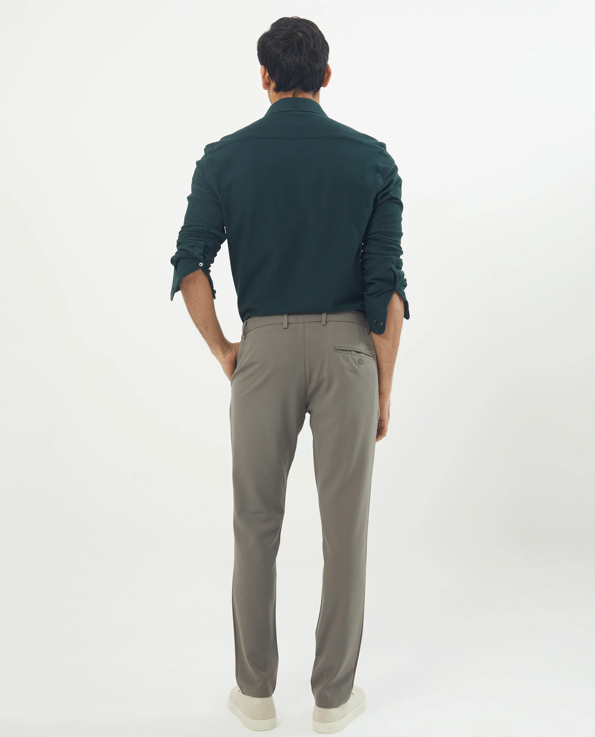 Rare Rabbit Men's Venziya Dark Green Cotton Plain Regular Fit Full Sleeve Collared Shirt - Image 12