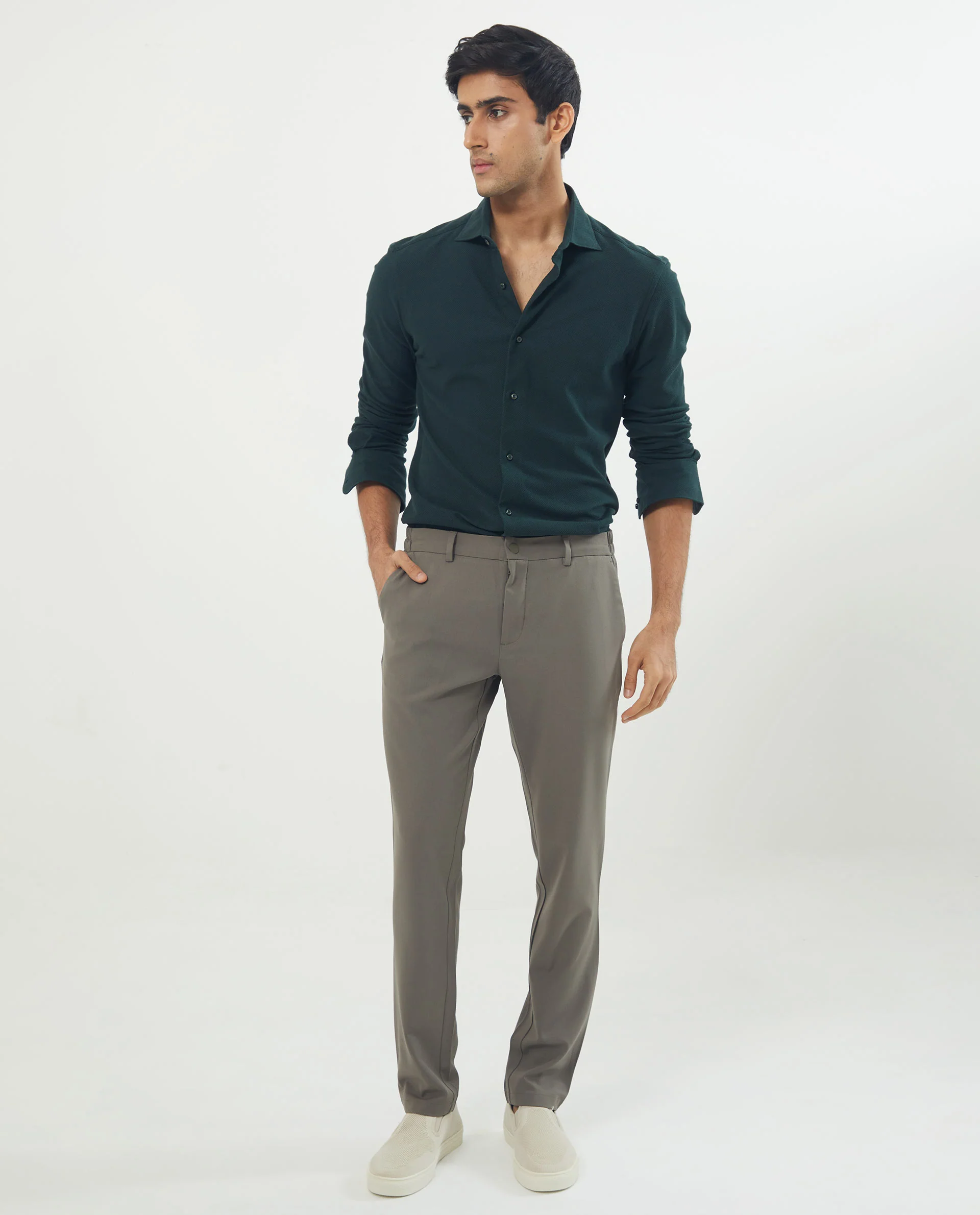 Rare Rabbit Men's Venziya Dark Green Cotton Plain Regular Fit Full Sleeve Collared Shirt - Image 2