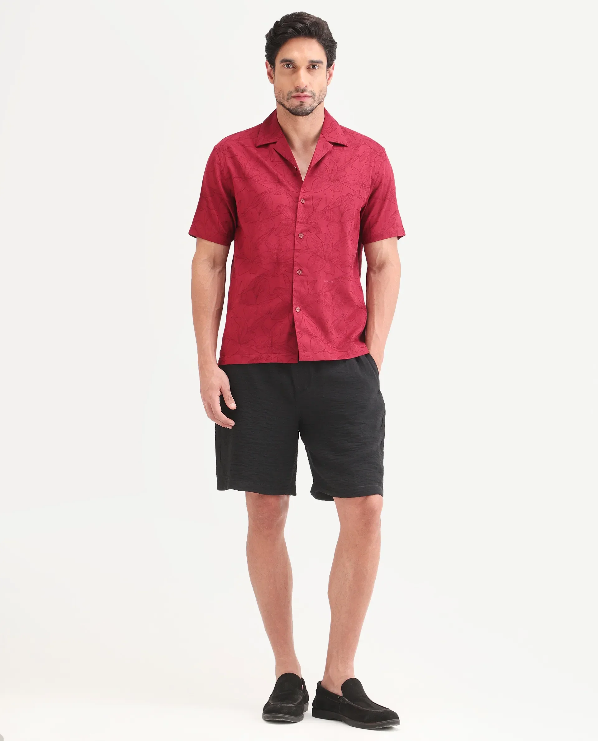 Rare Rabbit Men's Veon-St Black Viscose Blend Fabric Relaxed Fit Plain Shorts - Image 4