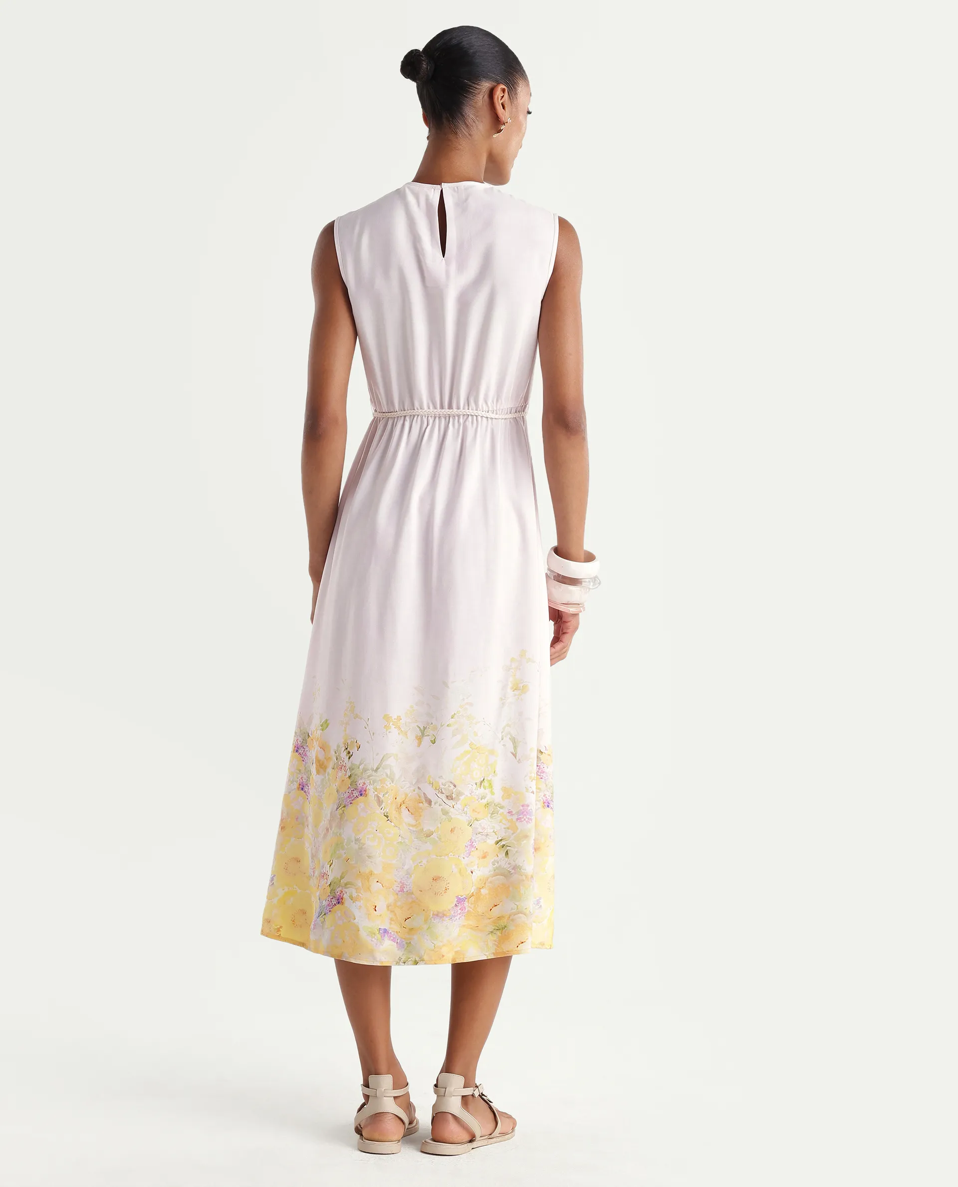Rareism Women's Verik Multi Viscose Sleeveless Crew Neck Fit And Flare Floral Print Dress - Image 7