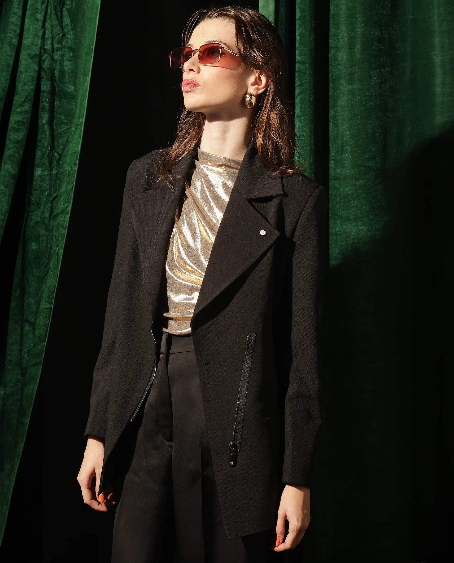 Rareism Women's Versto Black Lapel Neck Plain Regular Fit Jacket - Image 11
