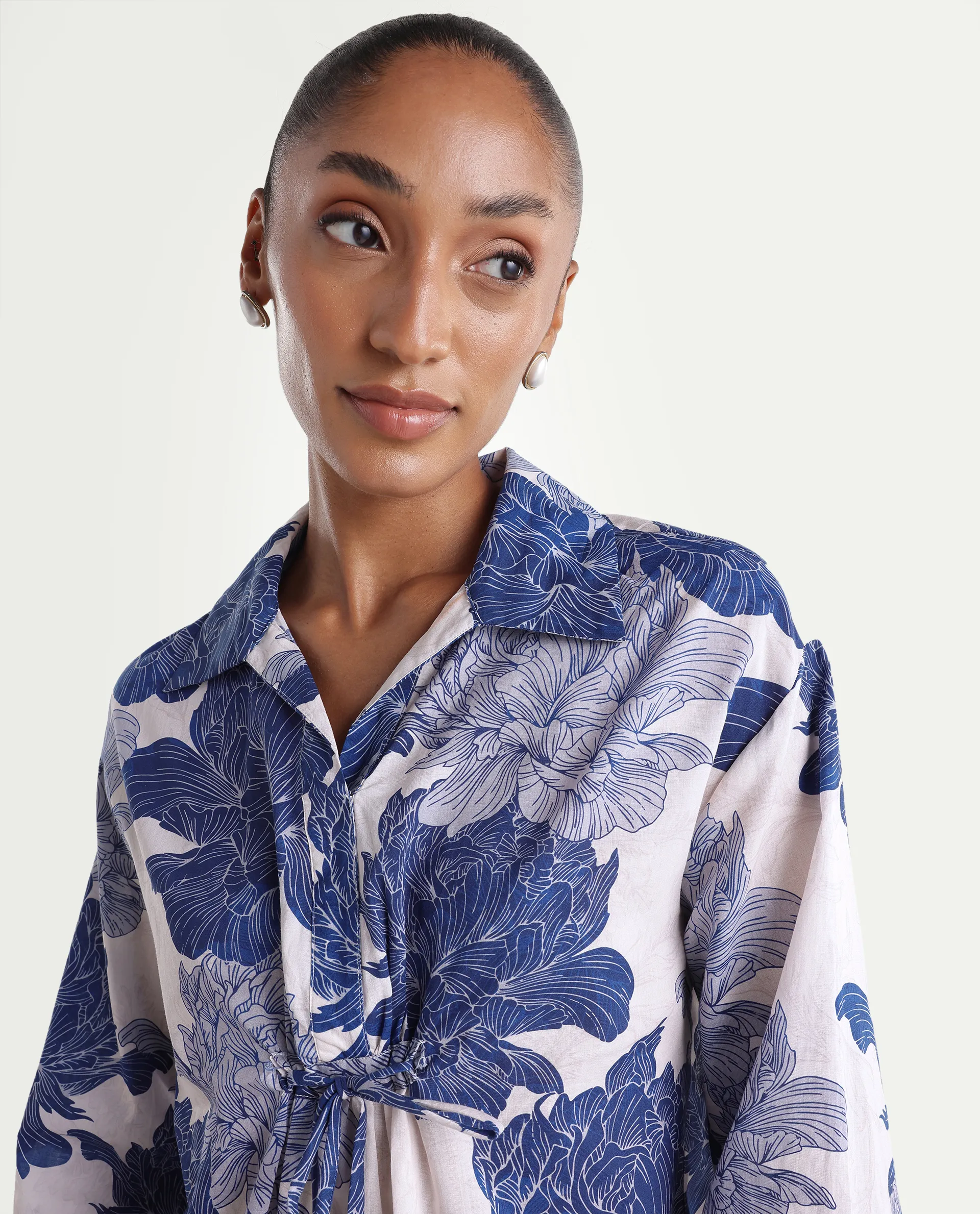 Rareism Women's Vetot Blue Cotton Johnny Collar Relaxed Floral Print Top - Image 4