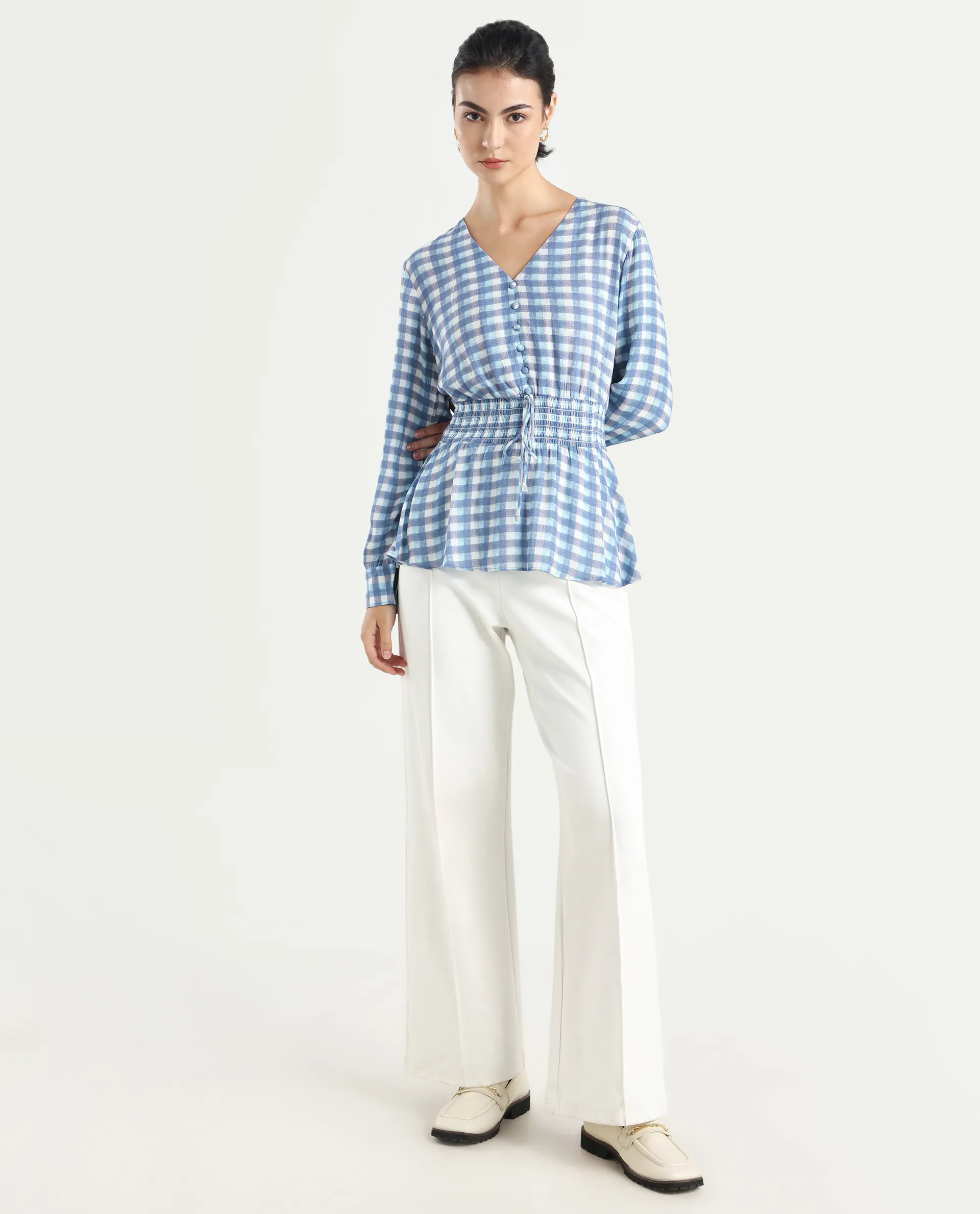 Rareism Women's Vibooy Blue Rayon V-Neck Flannel Print Cuffed Sleeve Regular Fit Top - Image 2