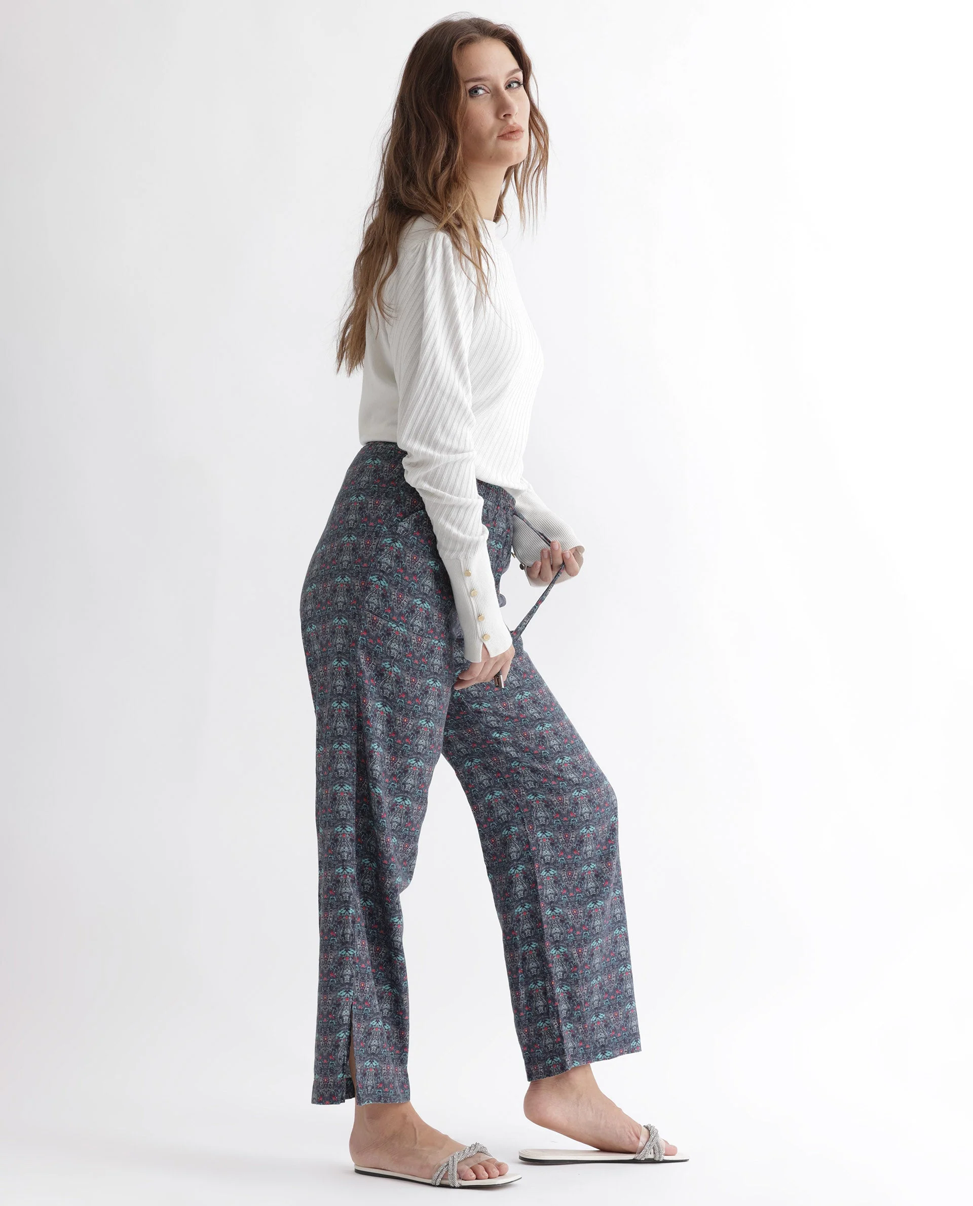Rareism Women's Victo Grey Cotton Geometric Print Ankle Length Tailored Trouser - Image 11