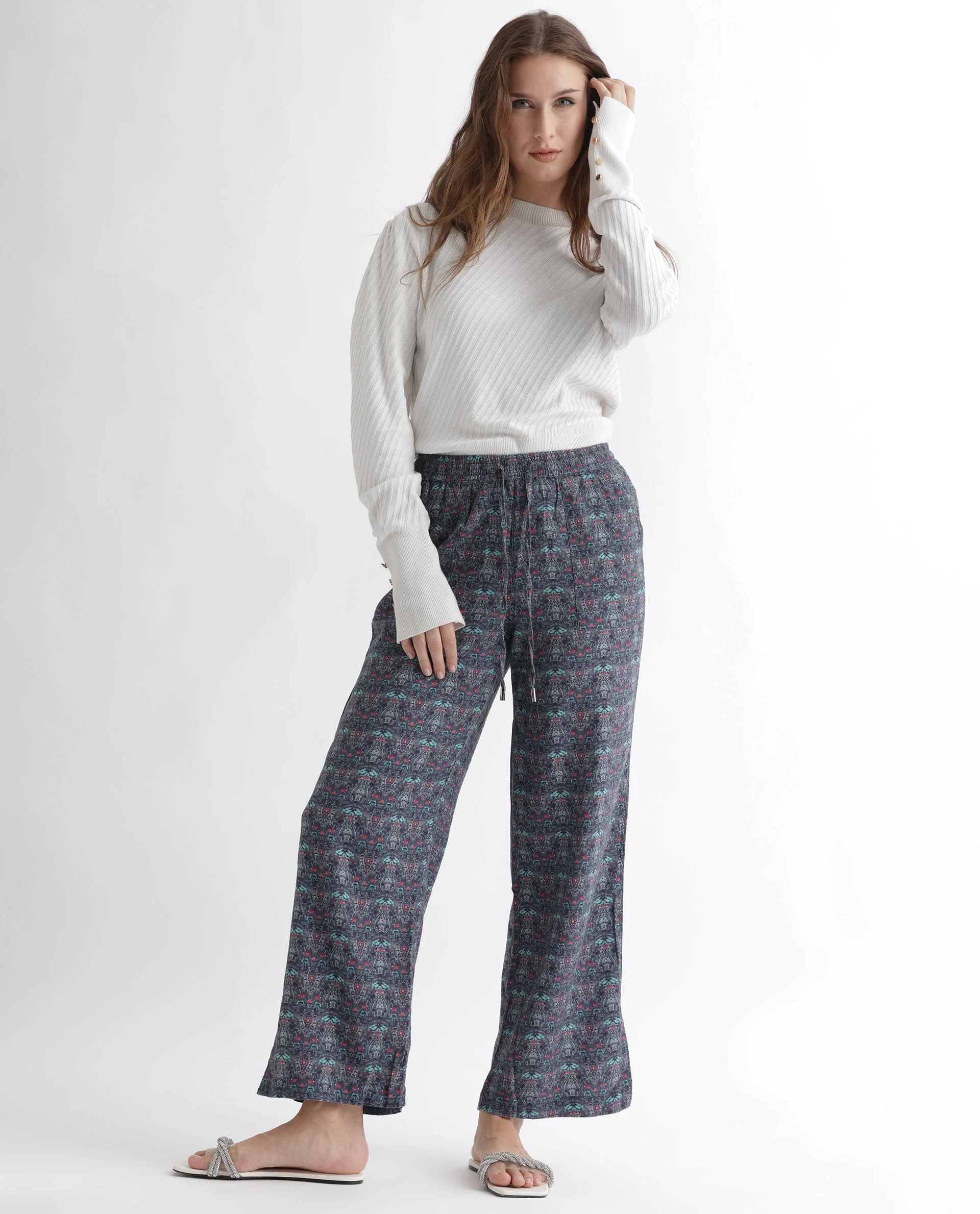 Rareism Women's Victo Grey Cotton Geometric Print Ankle Length Tailored Trouser - Image 13