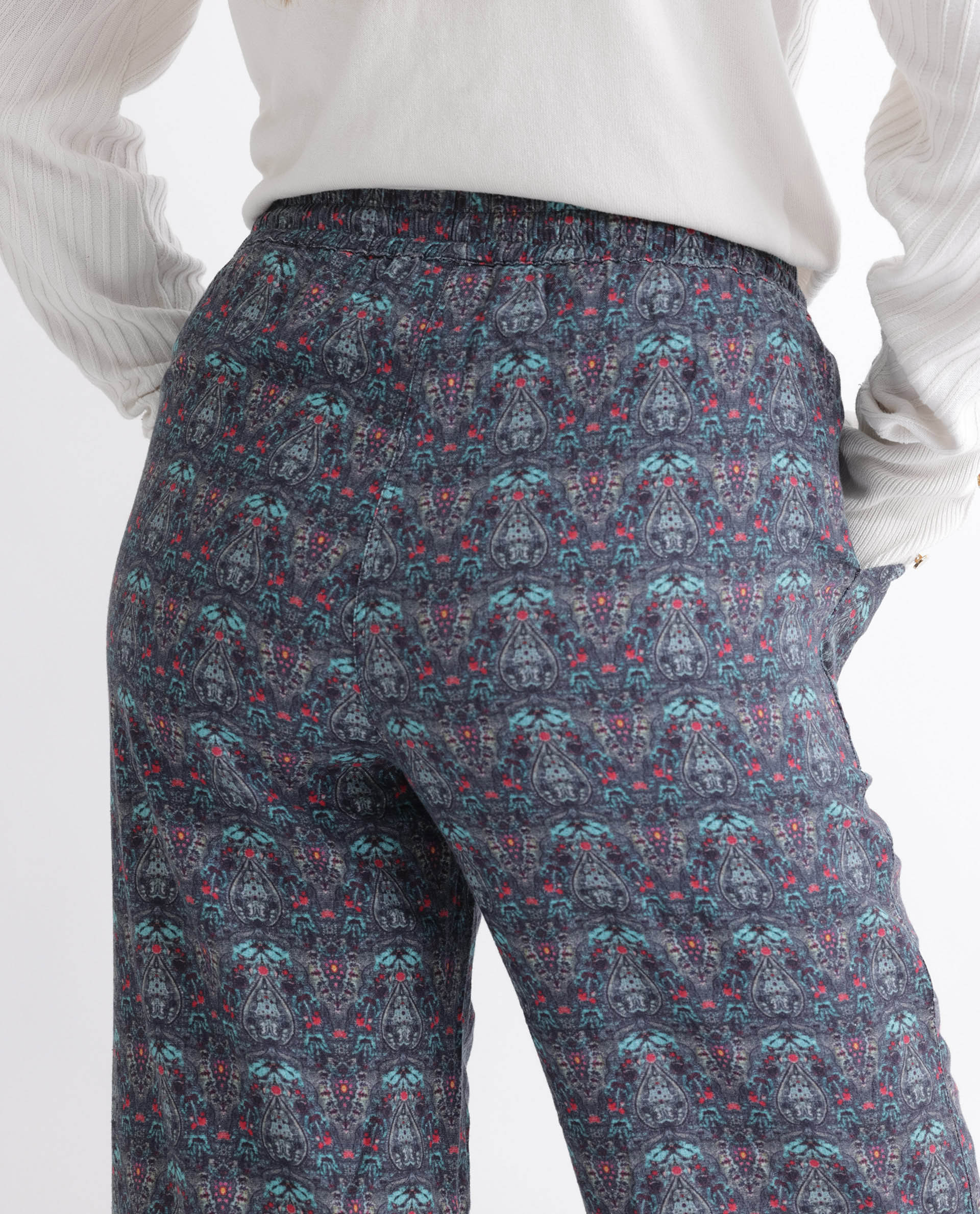 Rareism Women's Victo Grey Cotton Geometric Print Ankle Length Tailored Trouser - Image 14