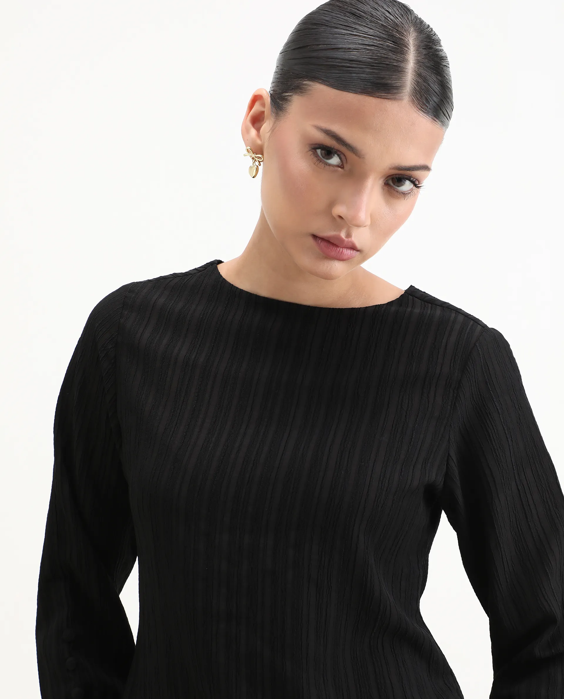 Rareism Women's Vinipo Black Polyester Blend Boat Neck Plain Cuffed Sleeve Regular Fit Top - Image 3