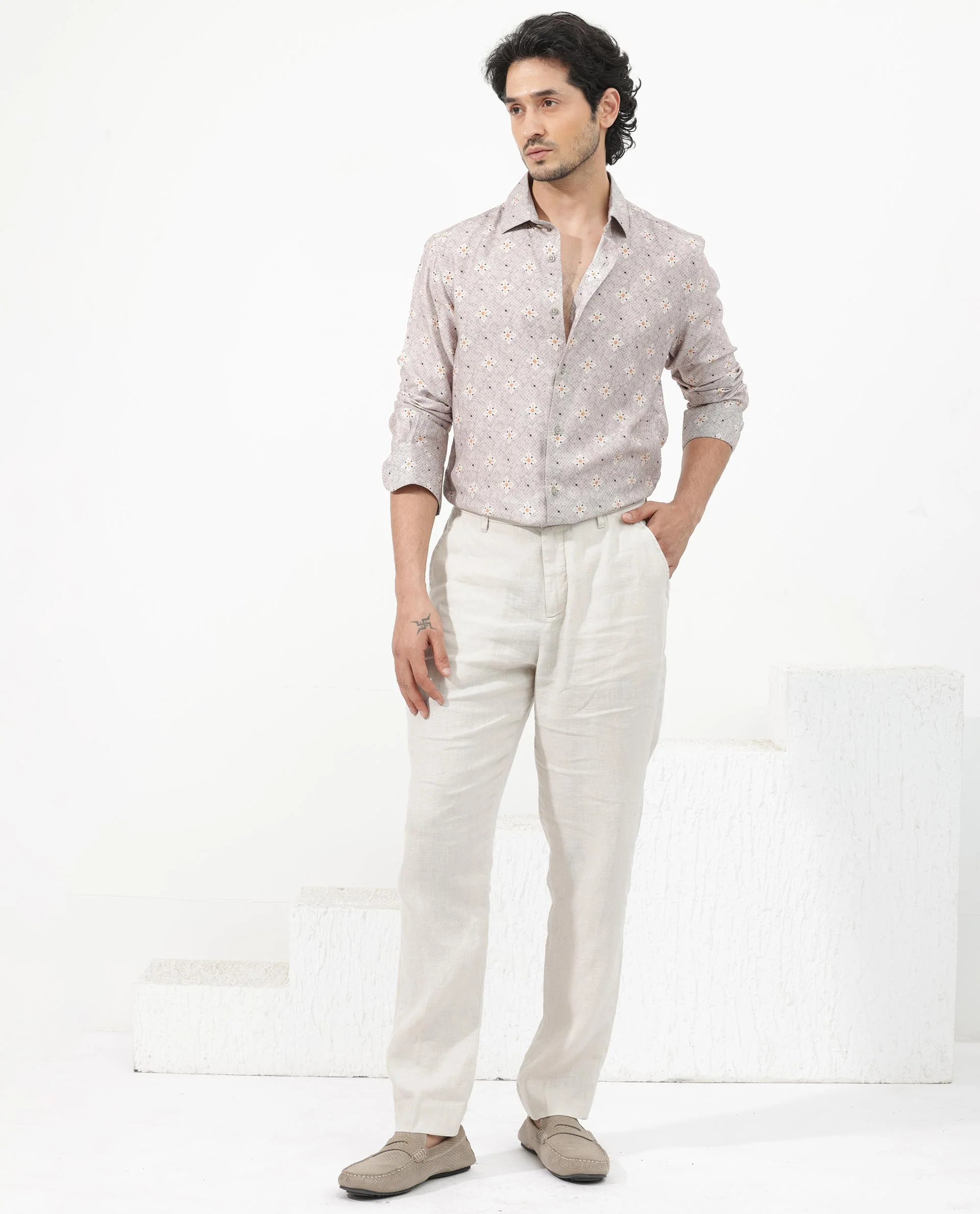 Rare Rabbit Men's Vinter Light Grey Viscose Floral Print Regular Fit Full Sleeve Collared Shirt - Image 2