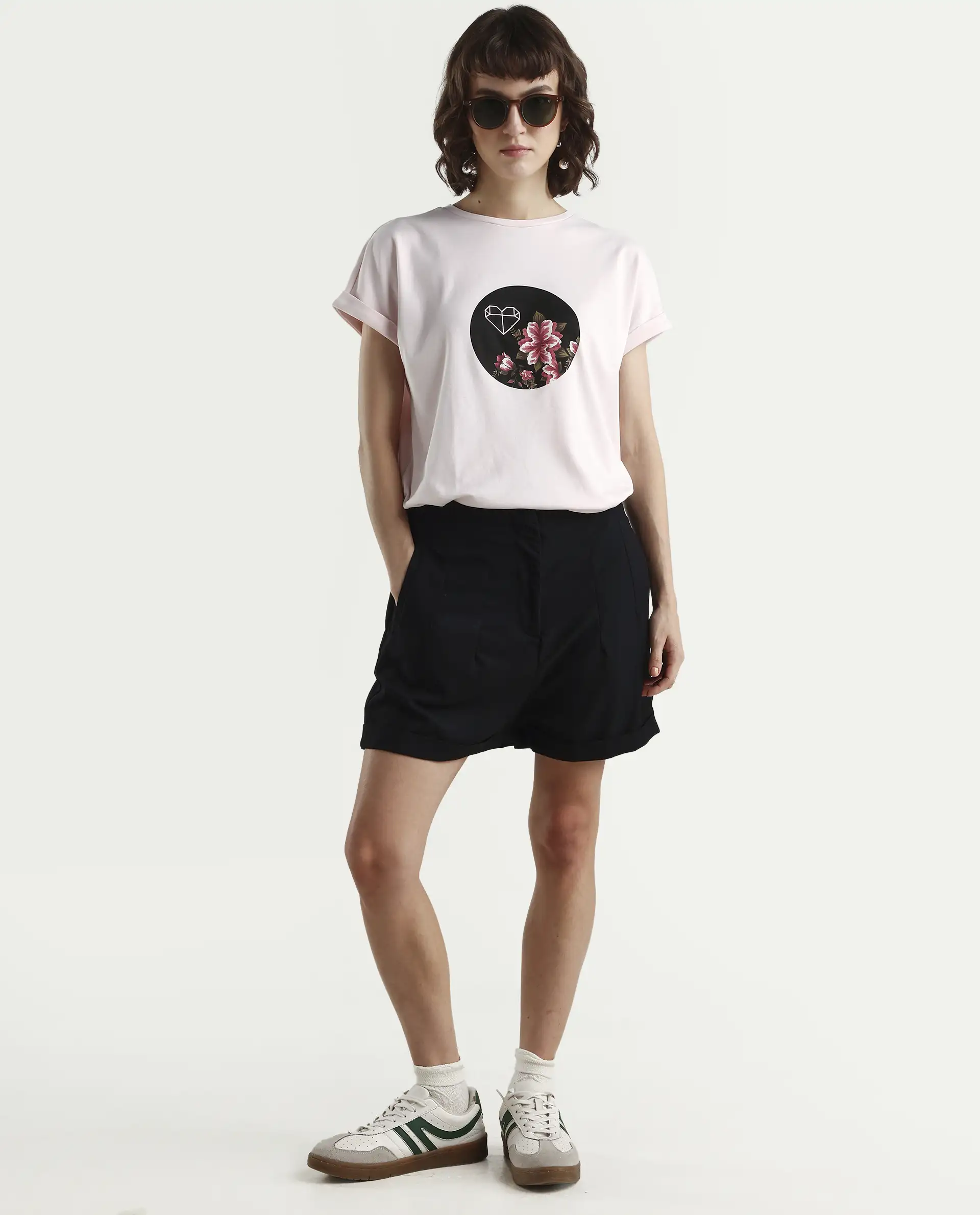 Rareism Women's Vitivus Pink Cotton Crew Neck Graphic Print Regular Fit T-Shirt - Image 2