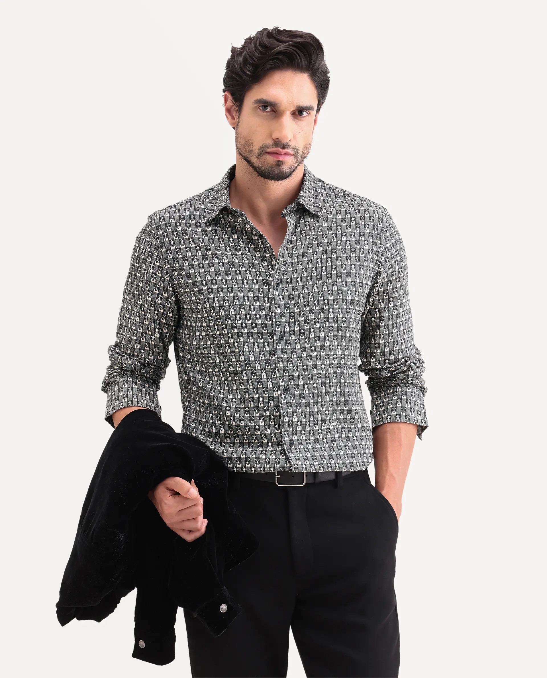 Rare Rabbit Men's Vitry-25 Black Cotton Fabric Spread Collar Regular Fit Jacquard Shirt