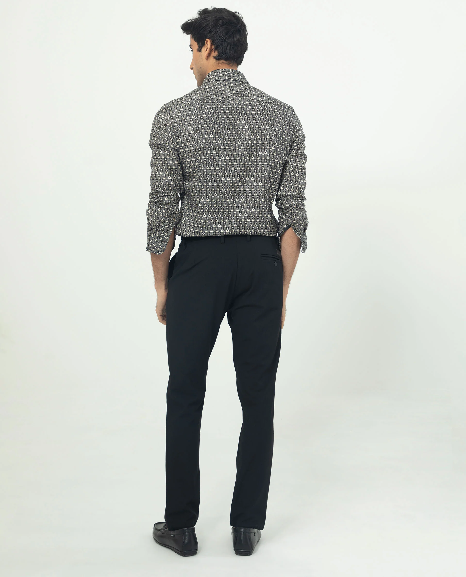 Rare Rabbit Men's Vitry Black Cotton Geometric Print Regular Fit Full Sleeve Collared Shirt - Image 10