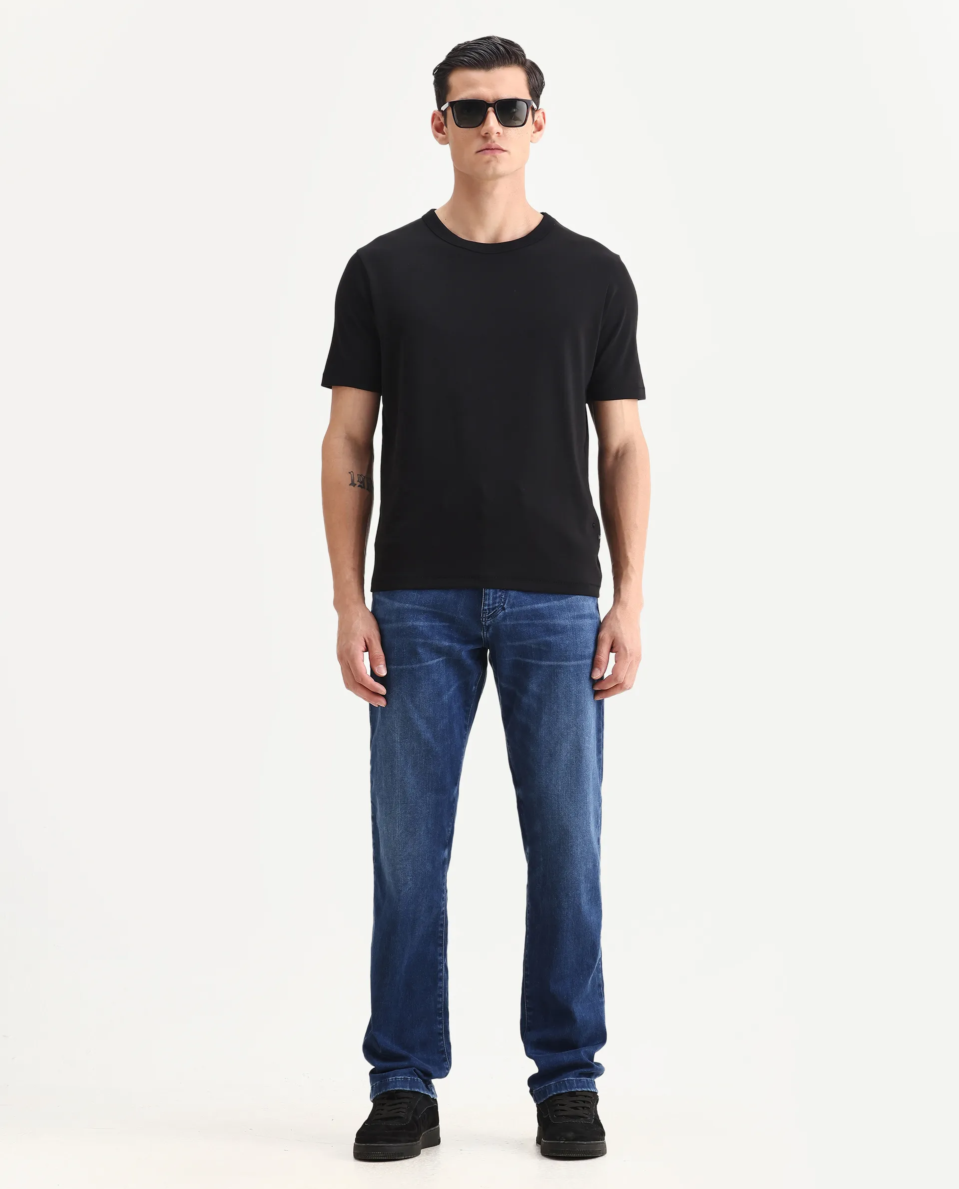 Rare Rabbit Men's Volt Black Cotton Plain Regular Fit Half Sleeve Crew Neck T-Shirt - Image 2