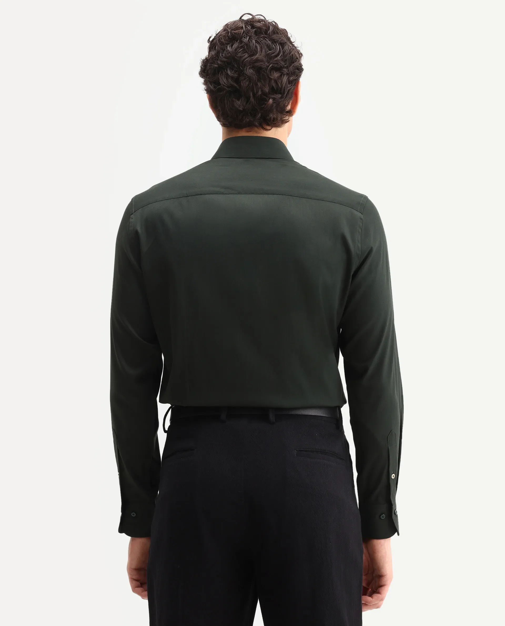 Rare Rabbit Men's Vorta Dark Green Polyester Blend Spread Collar Regular Plain Shirt - Image 8